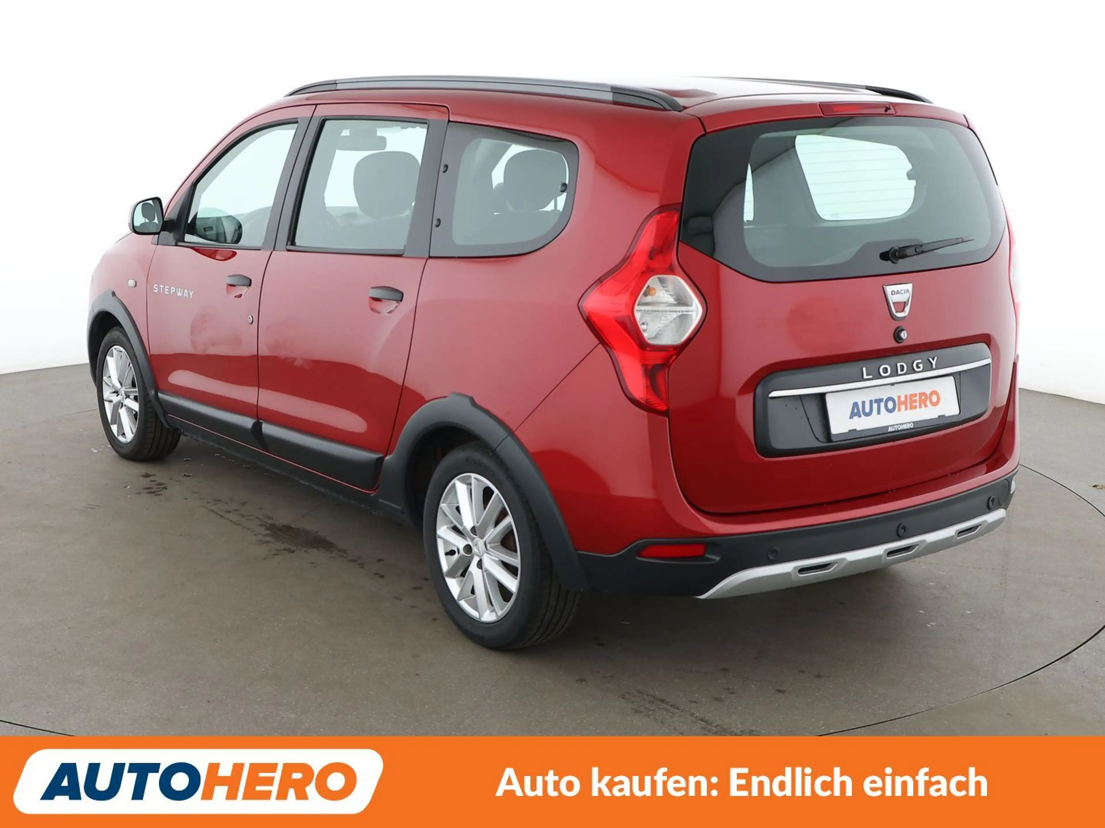 Dacia Lodgy 1.5 Blue dCi Stepway Plus *NAVI*TEMPO*PDC*ALU* — photo 4