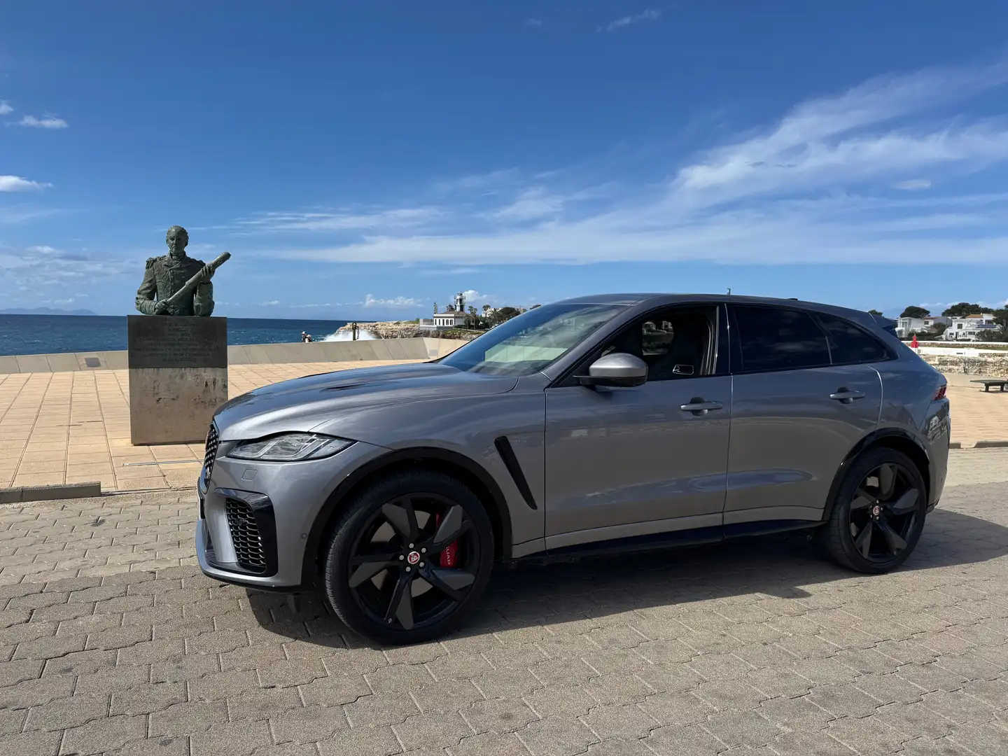 Jaguar F-Pace F-Pace 5.0 V8 SVR Aut. AWD 550 SVR Gris - 2