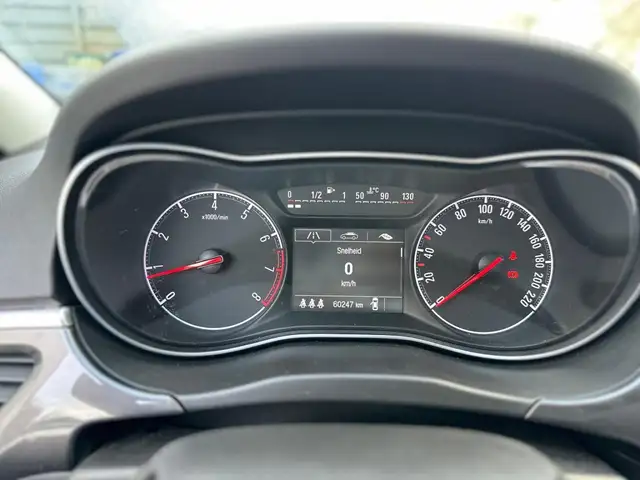 Opel Corsa view 12