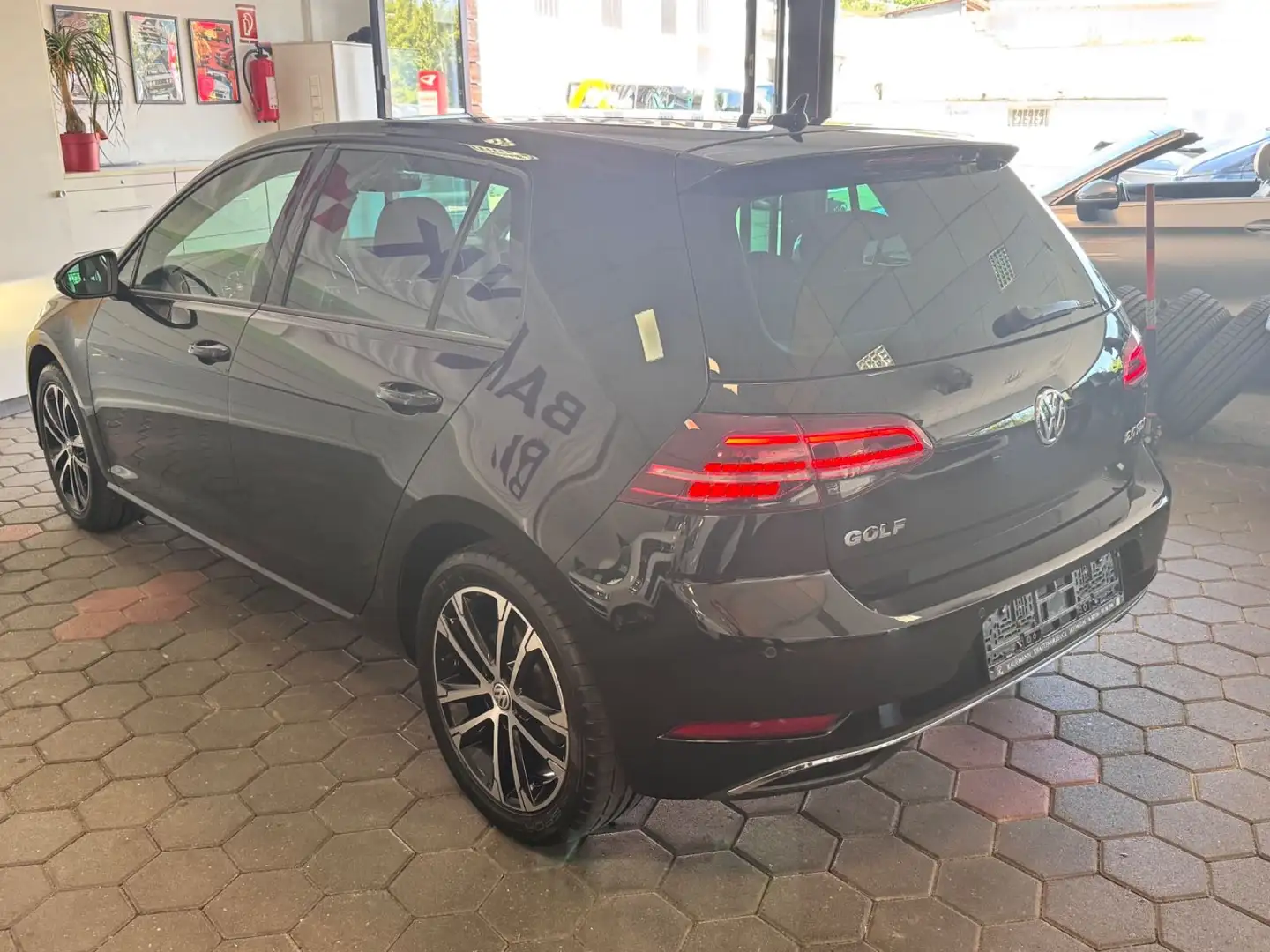 Volkswagen Golf VII 2.0TDI*VIRTUAL*ACC*LED*NAVI*CARPLAY*PDC Noir - 2