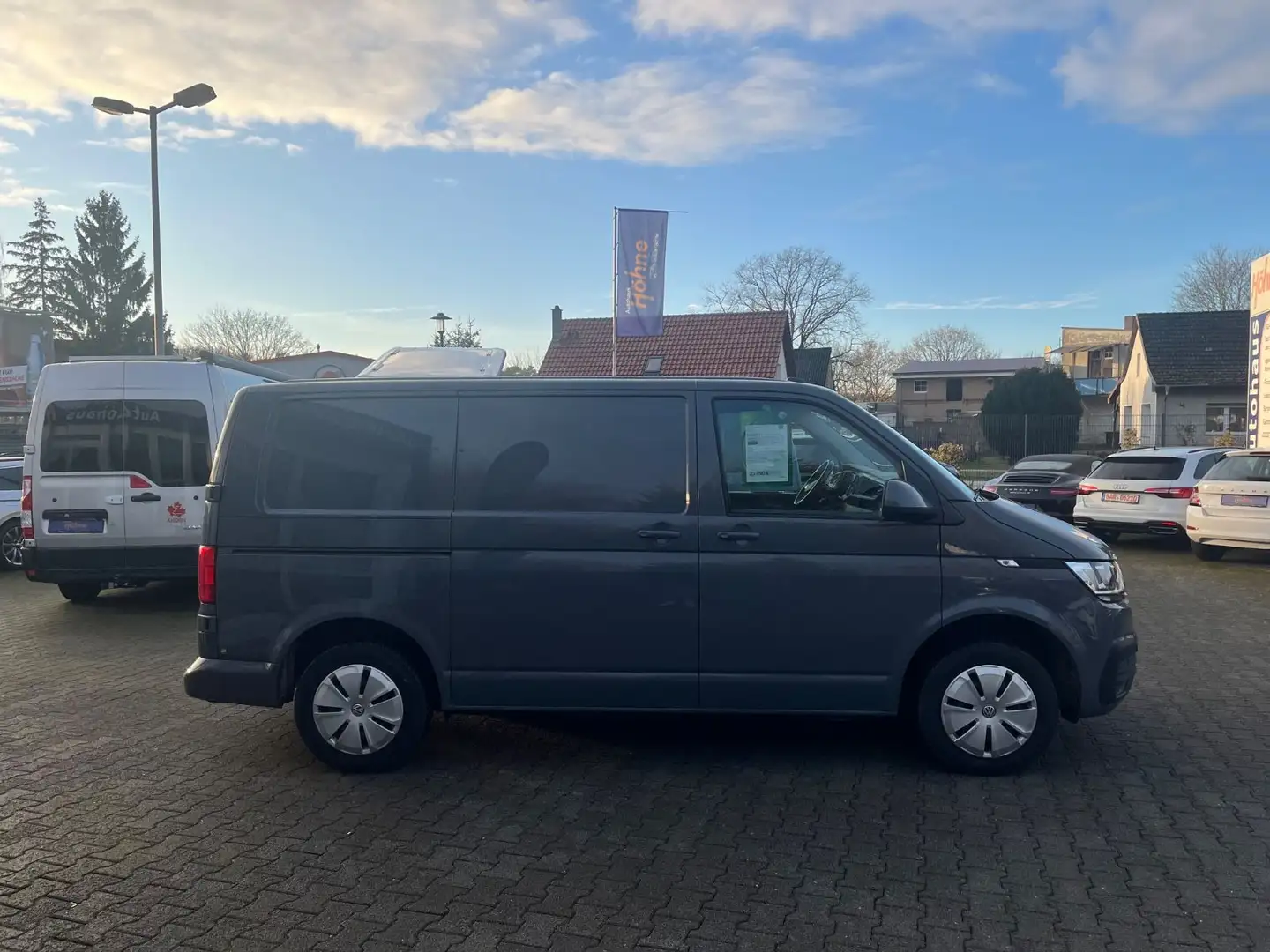 Volkswagen T6 Transporter T6.1 2.0 TDI DSG Kasten DSG Grau - 2