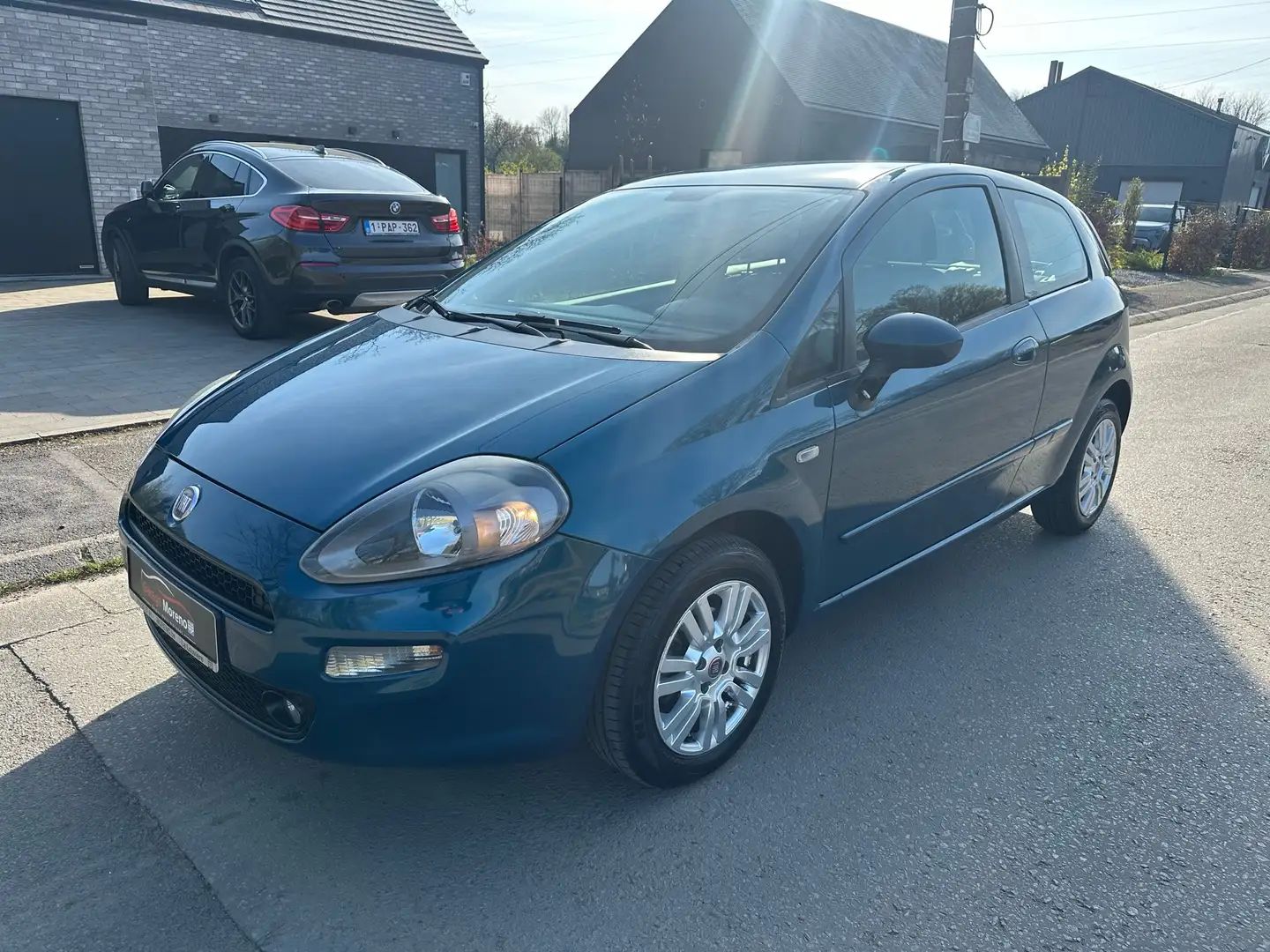 Fiat Punto Evo 1.2i Dynamic Stop clim capteur ar bluthoot garant Bleu - 1