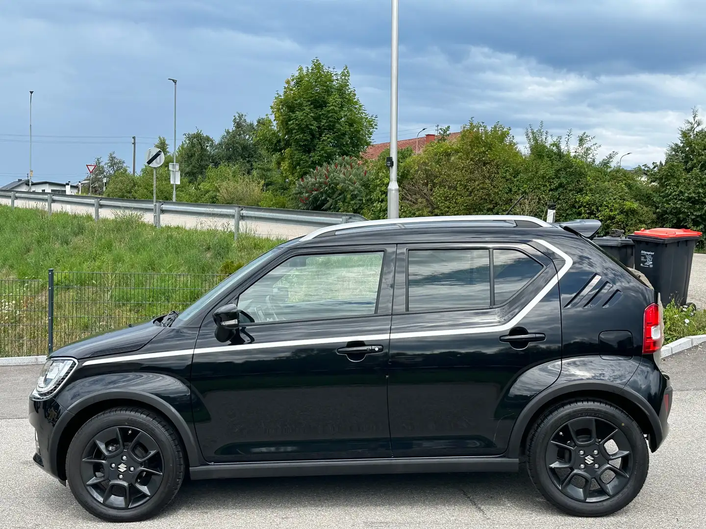 Suzuki Ignis Hybrid-Flash-Traumzustand-Navi-USB-Kredit-Pickerl Schwarz - 2