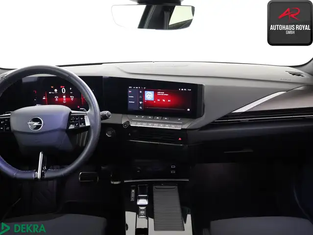 Opel Astra view 9