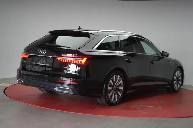 Audi A6 view 4