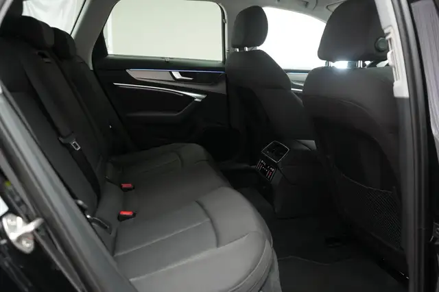 Audi A6 view 7
