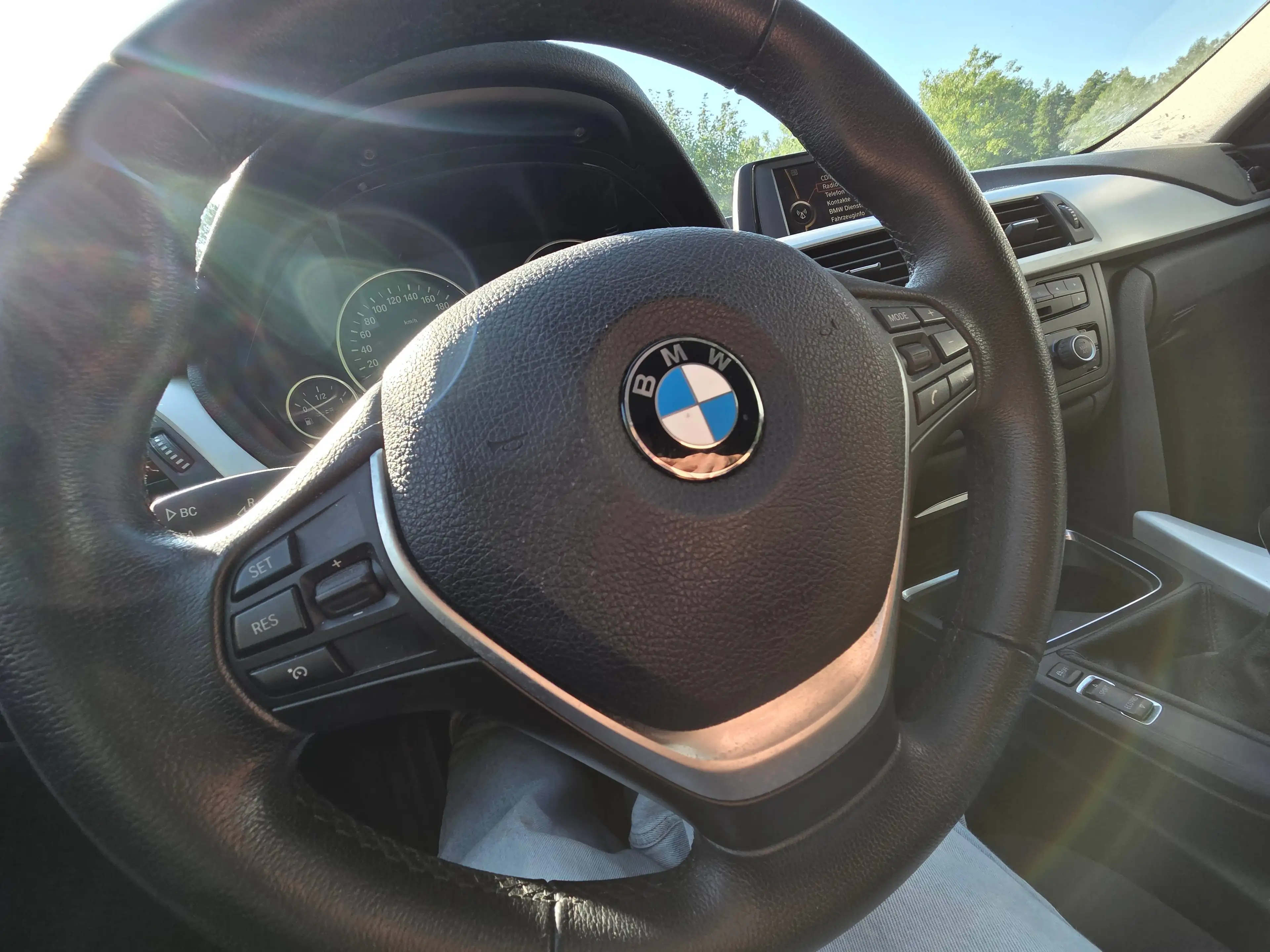BMW 316 316i Xenon Freisprech Tempomat PDC MFL Adaptiv Kurvenl Fernlichtassist — photo 12
