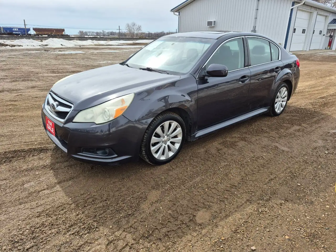 Subaru Legacy снимка Subaru Legacy