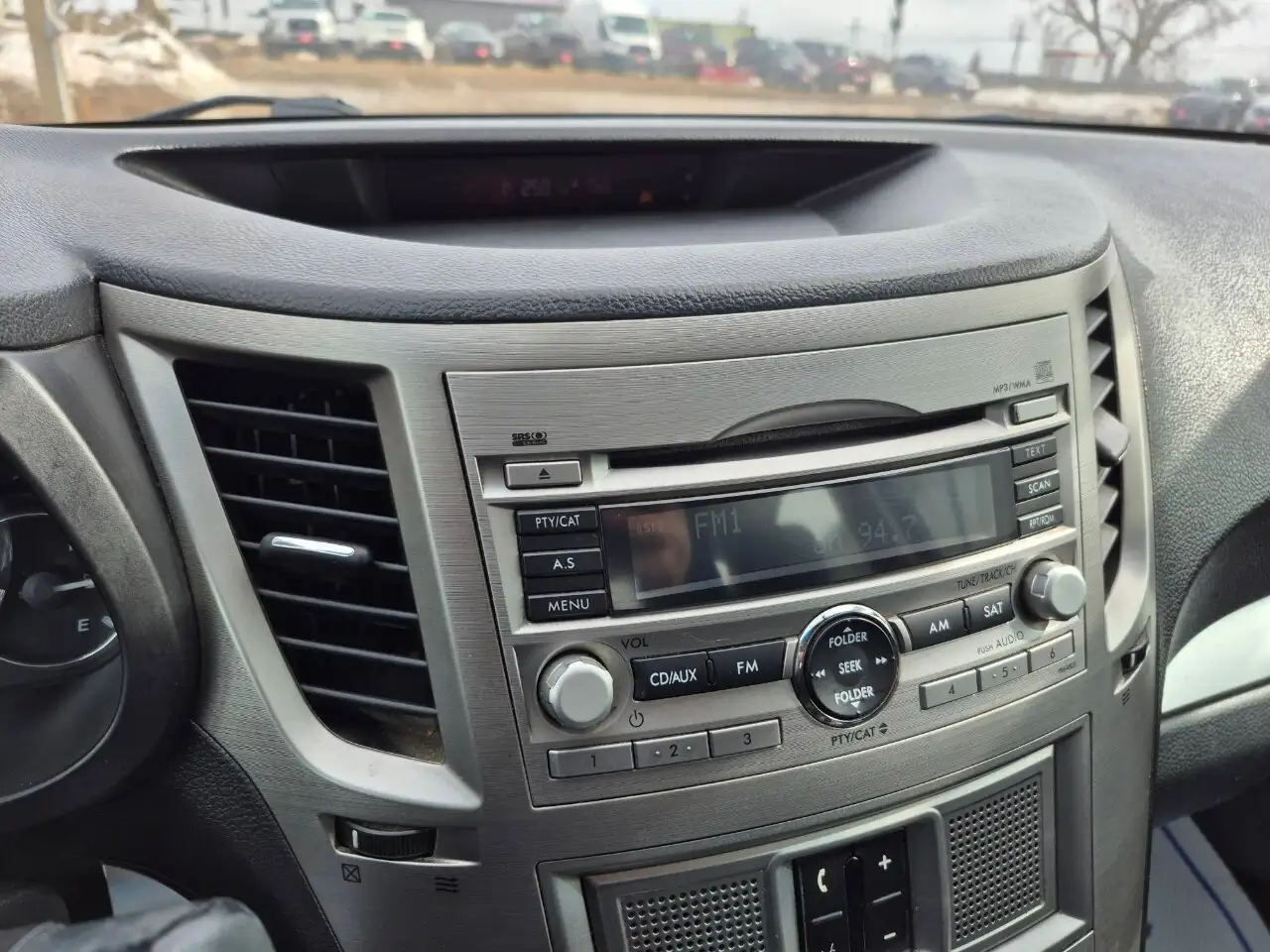 Subaru Legacy снимка Subaru Legacy