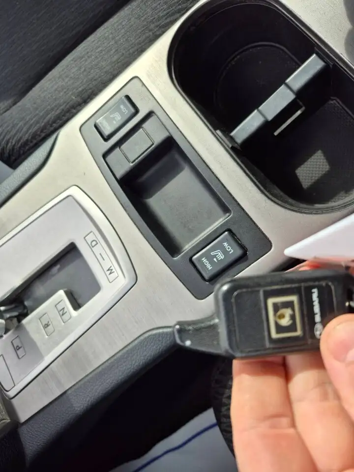 Subaru Legacy снимка Subaru Legacy
