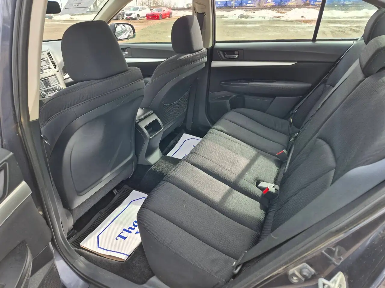 Subaru Legacy снимка Subaru Legacy