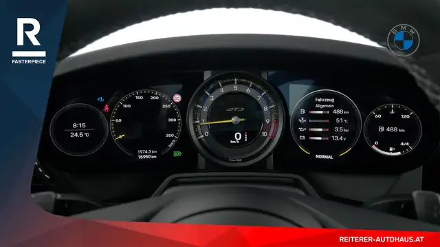 Porsche 911 view 21