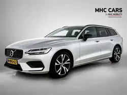 Volvo V60 2.0 B3 Momentum Advantage | Trekhaak | Camera | Ca