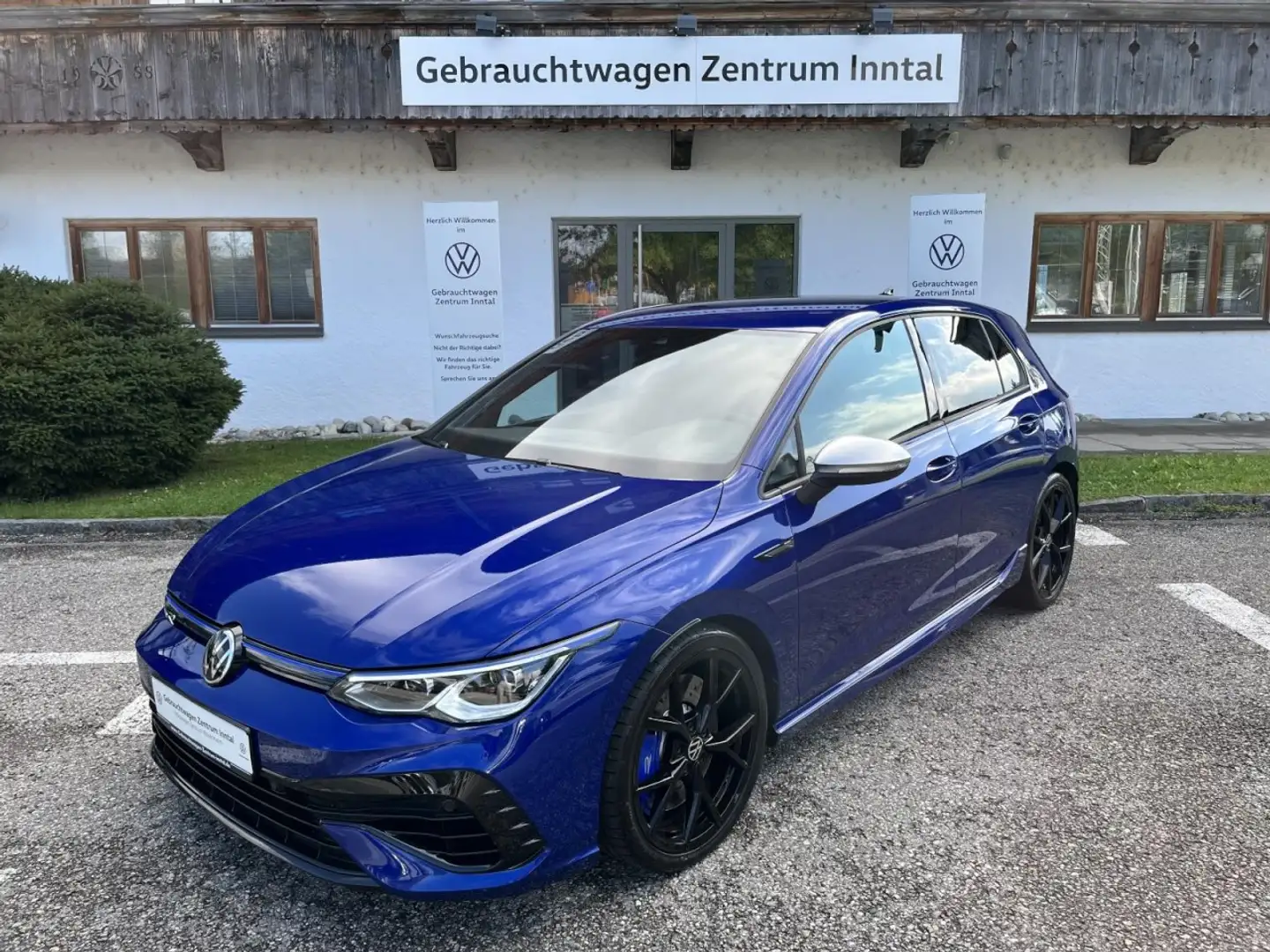 Volkswagen Golf R 2,0 TSI DSG 4Motion (IQLight+RearView+Keyless) Blau - 2