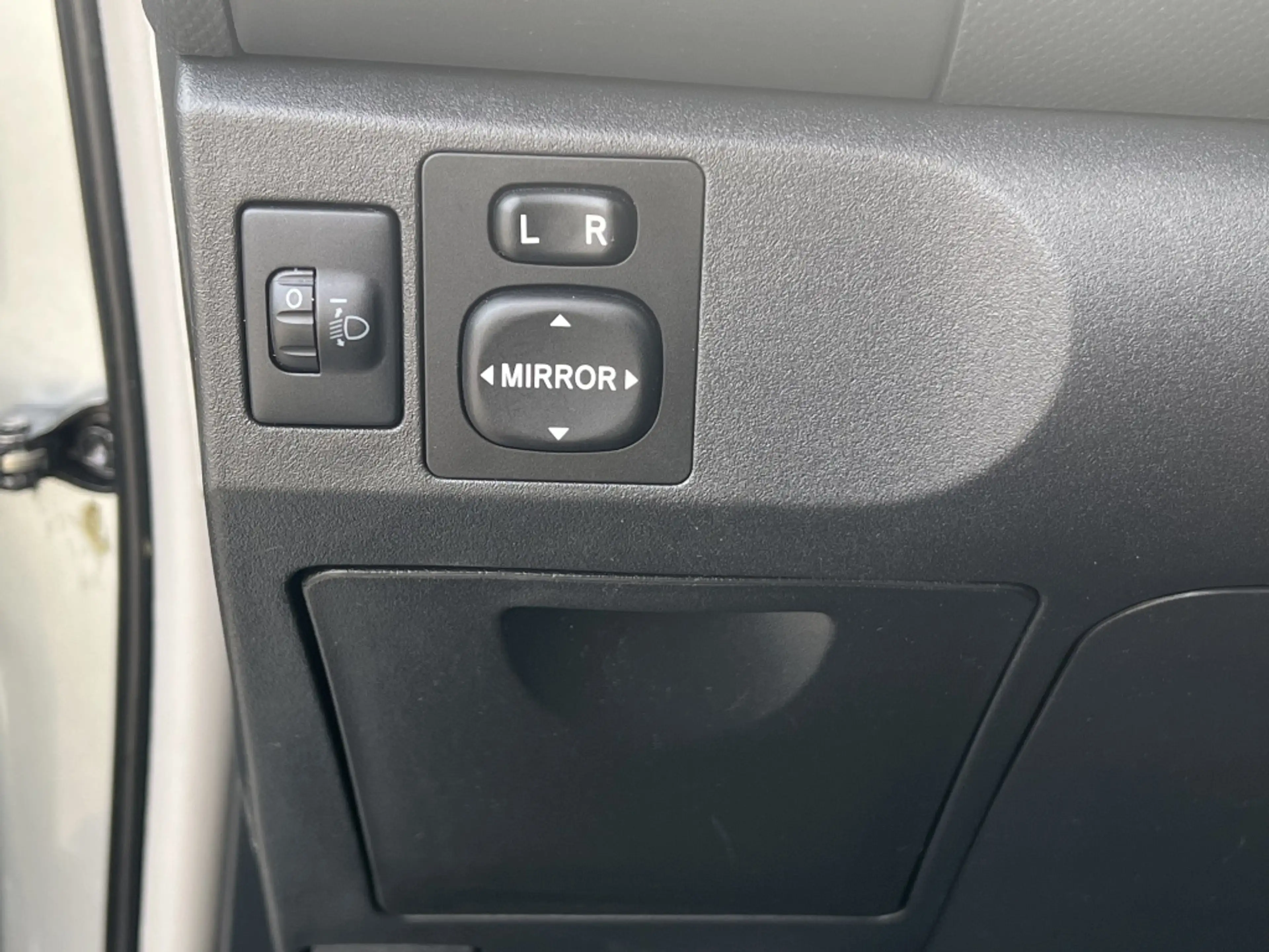 Toyota Yaris 1.3 VVTi Aspiration 3-deurs Automaat | NL Auto | T — photo 13