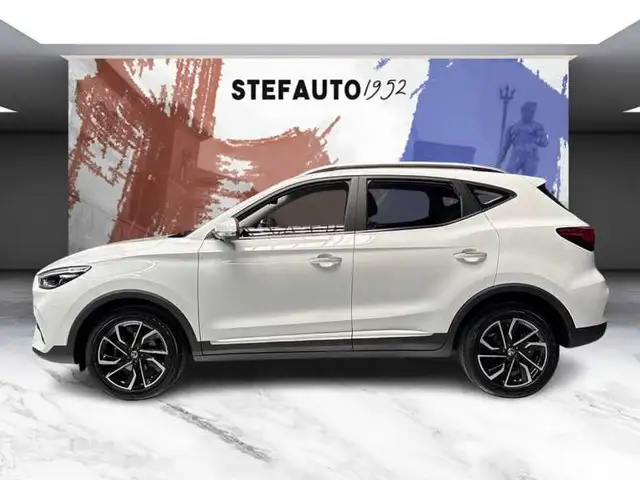MG ZS view 4