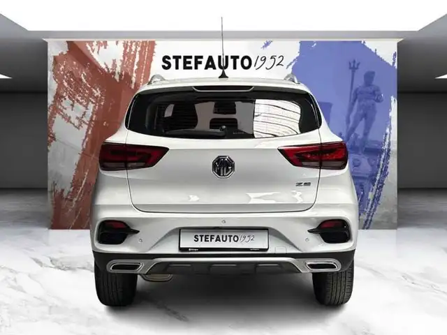 MG ZS view 6