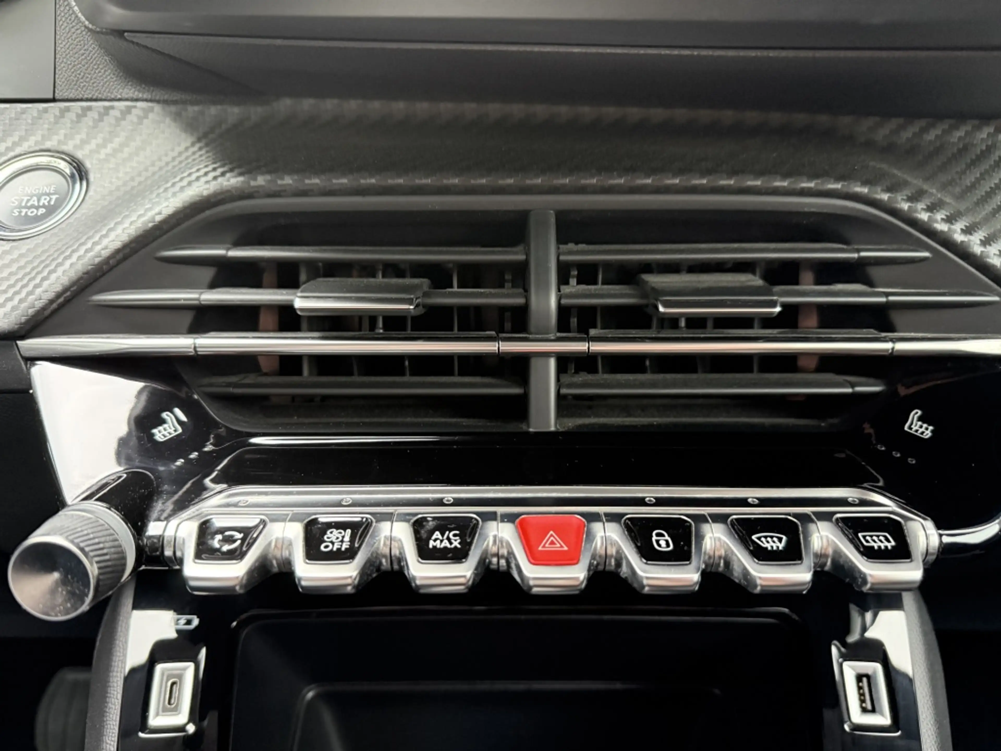 Peugeot e-208 Active Pack 50 kWh SOH 95 Stoelverwarming/Navi/Car — photo 18