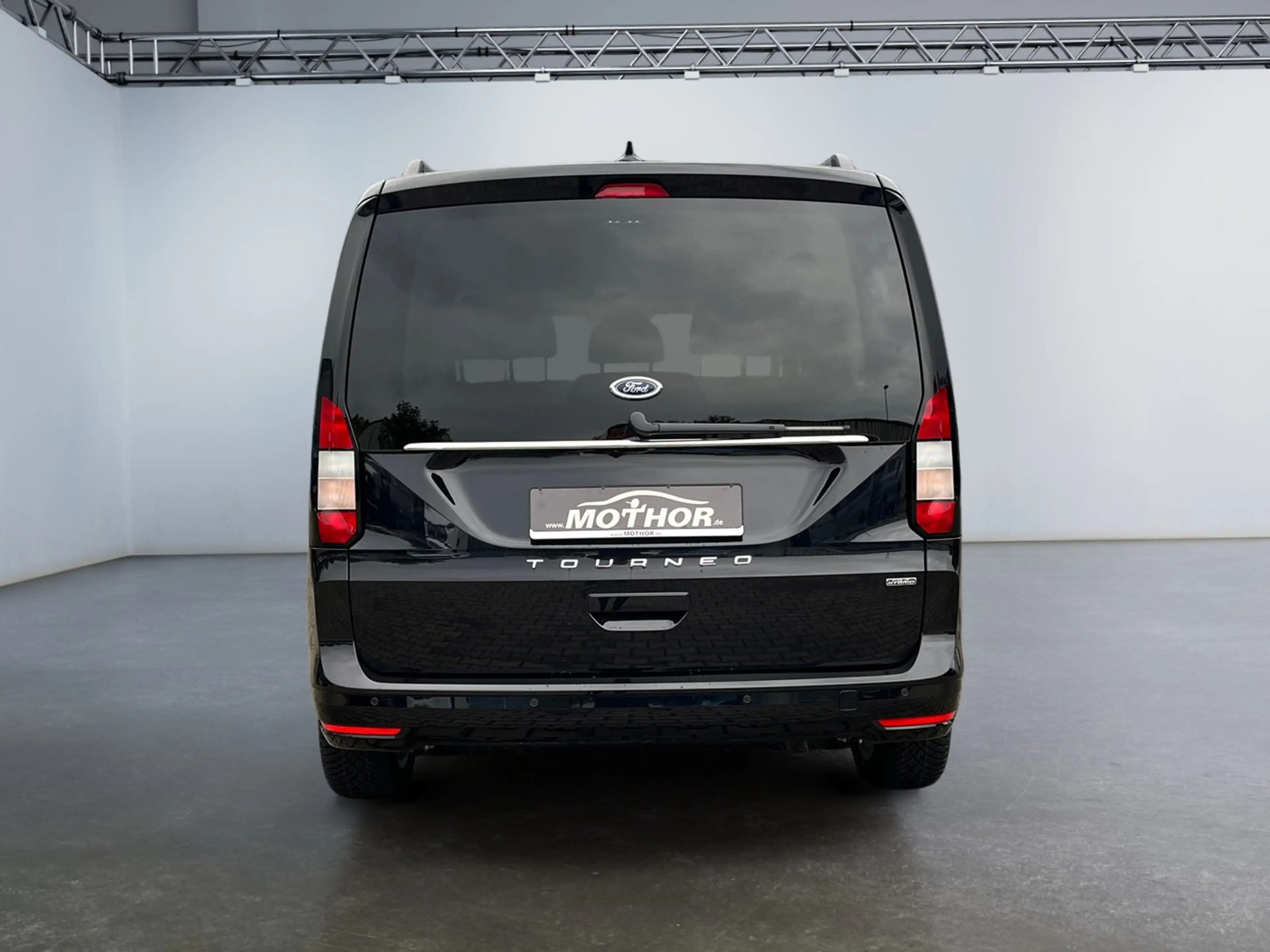 Ford Tourneo Connect Titanium 1.5 EcoBoost PHEV iACC — photo 5