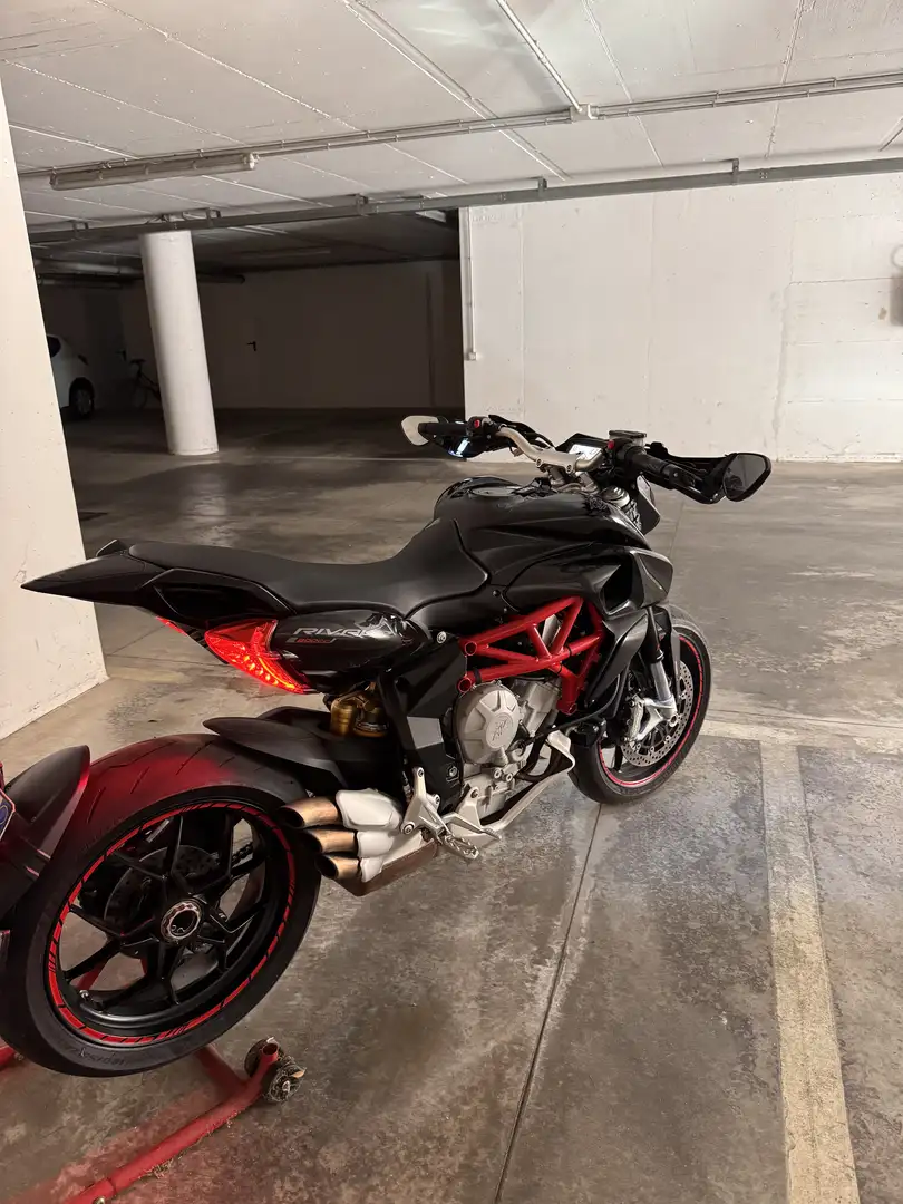 MV Agusta Rivale 800 ABS - 2