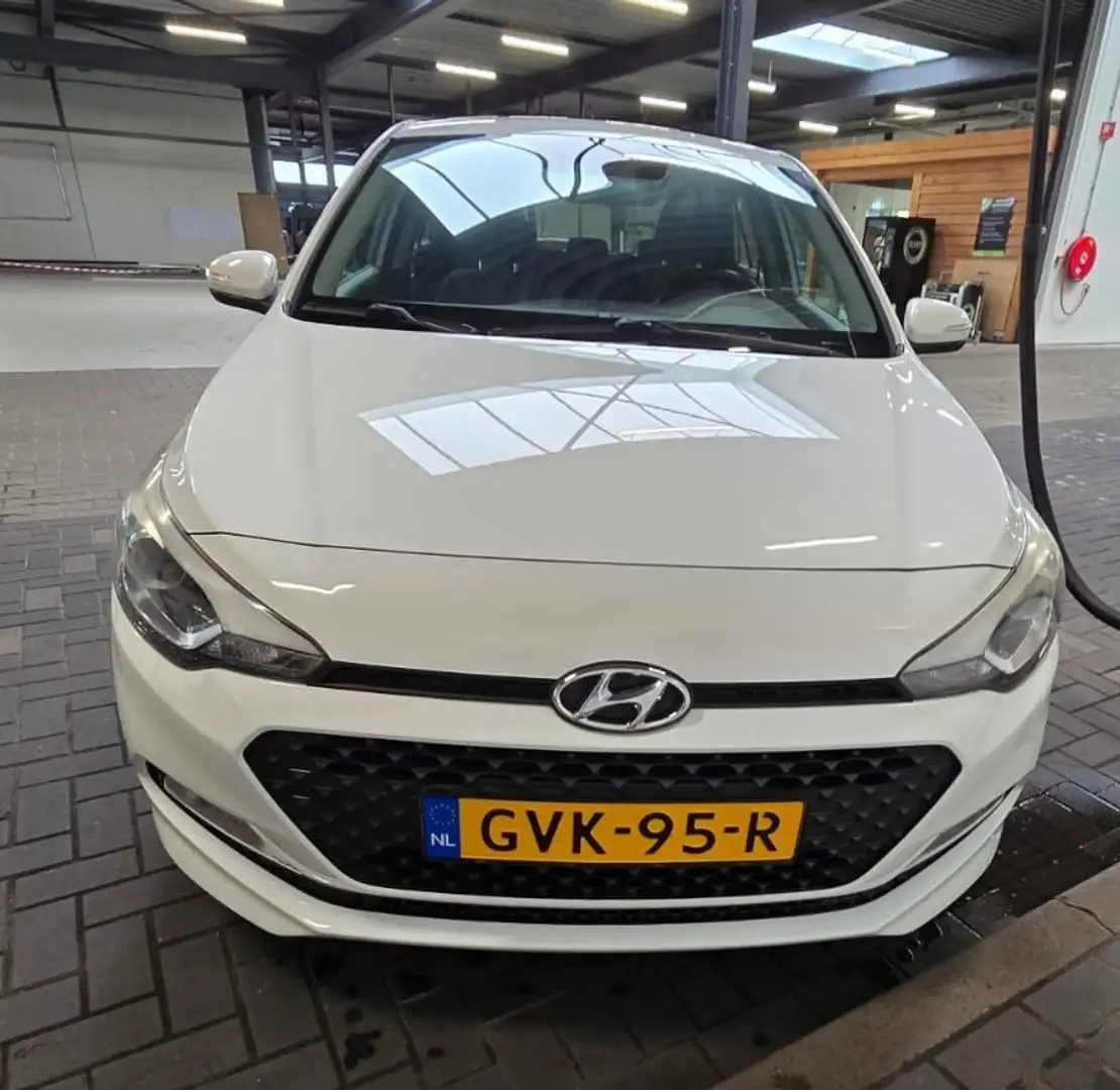 Hyundai i20 i20 1.4i i-Vision Wit - 1