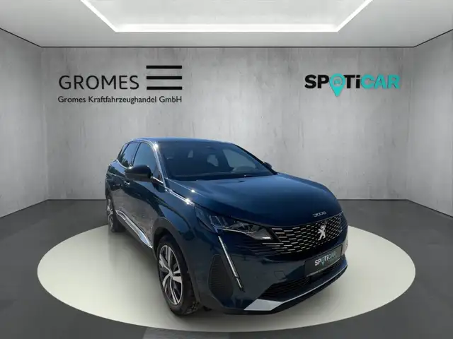 Peugeot 3008 main image