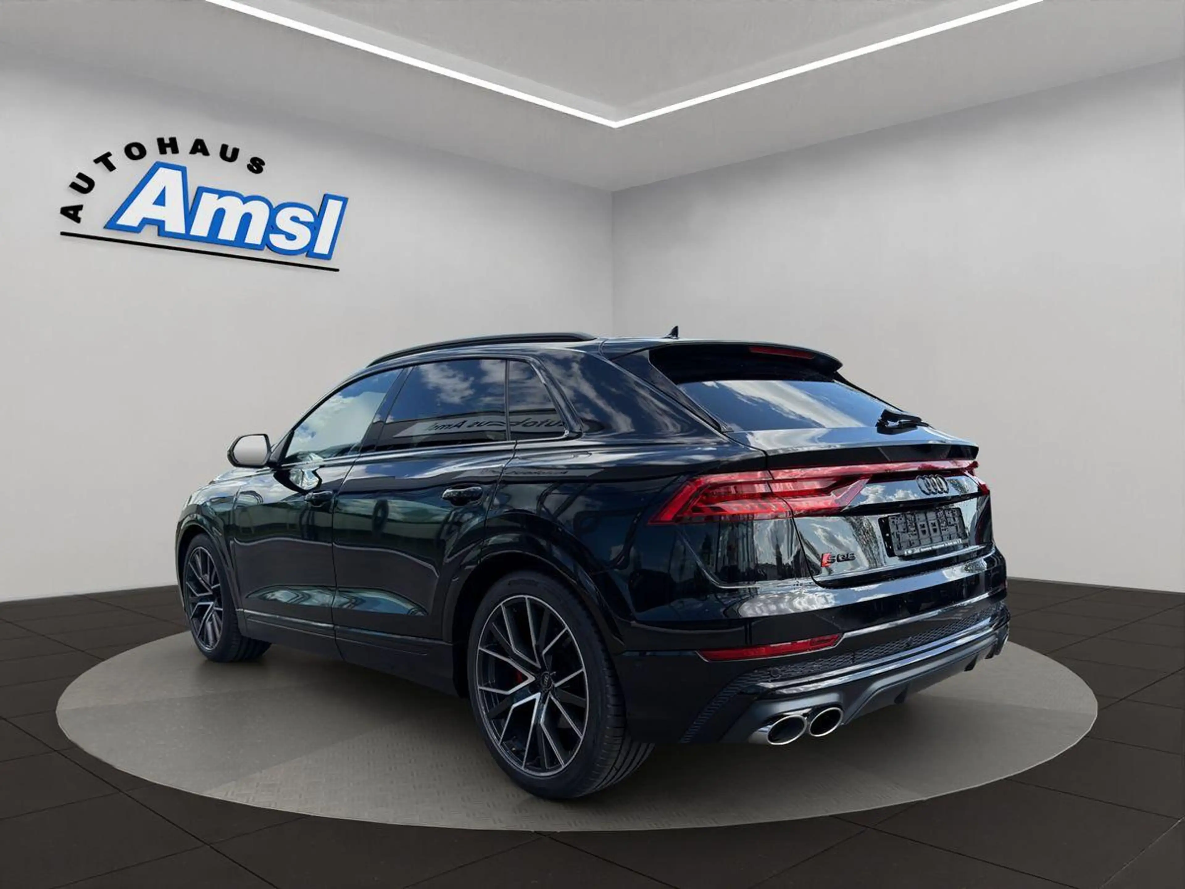 Audi SQ8 4.0 V8 TFSI quattro *AHK*PANO*HUD*Matrix*KAM *360° — photo 4