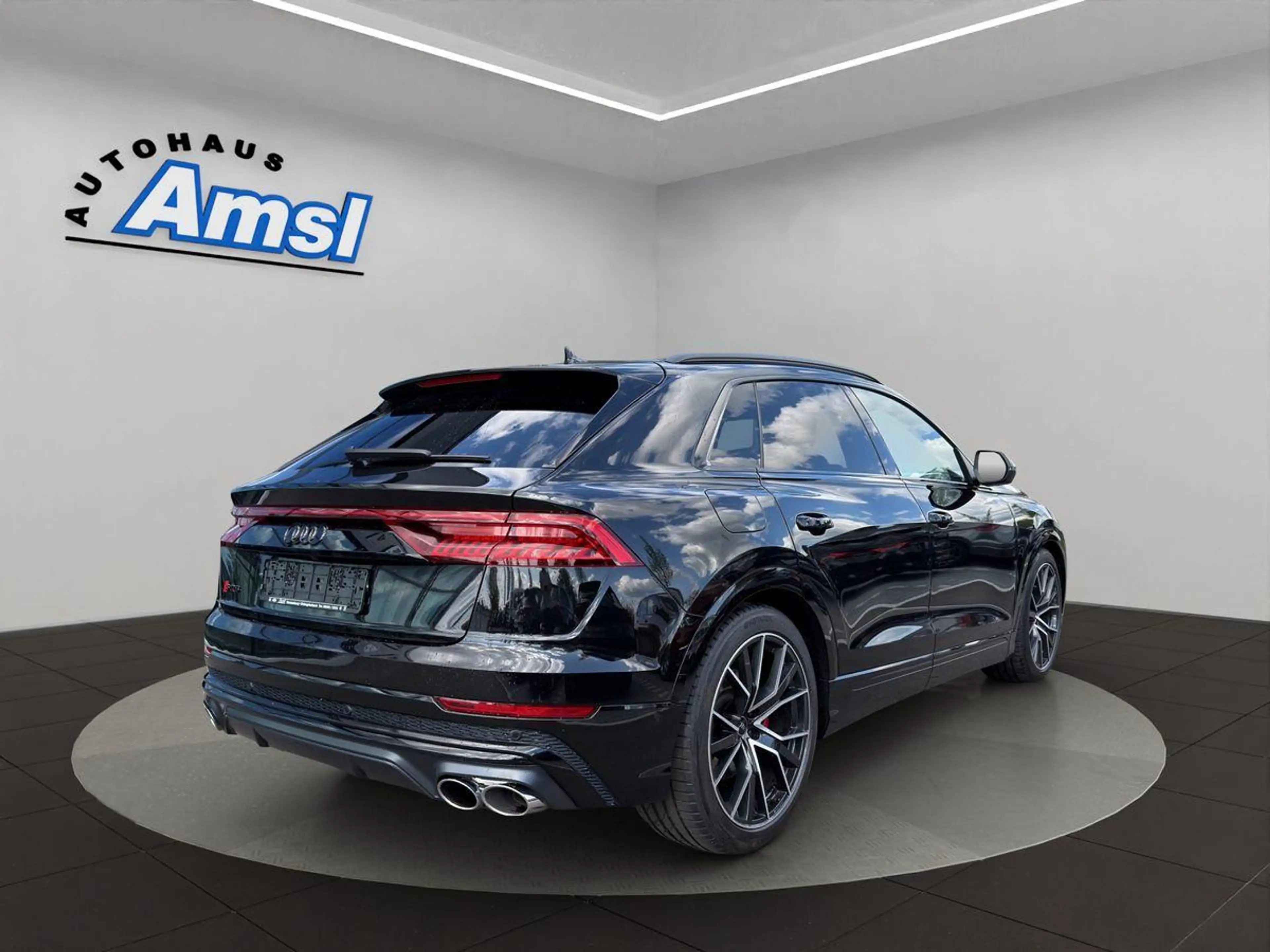 Audi SQ8 4.0 V8 TFSI quattro *AHK*PANO*HUD*Matrix*KAM *360° — photo 6
