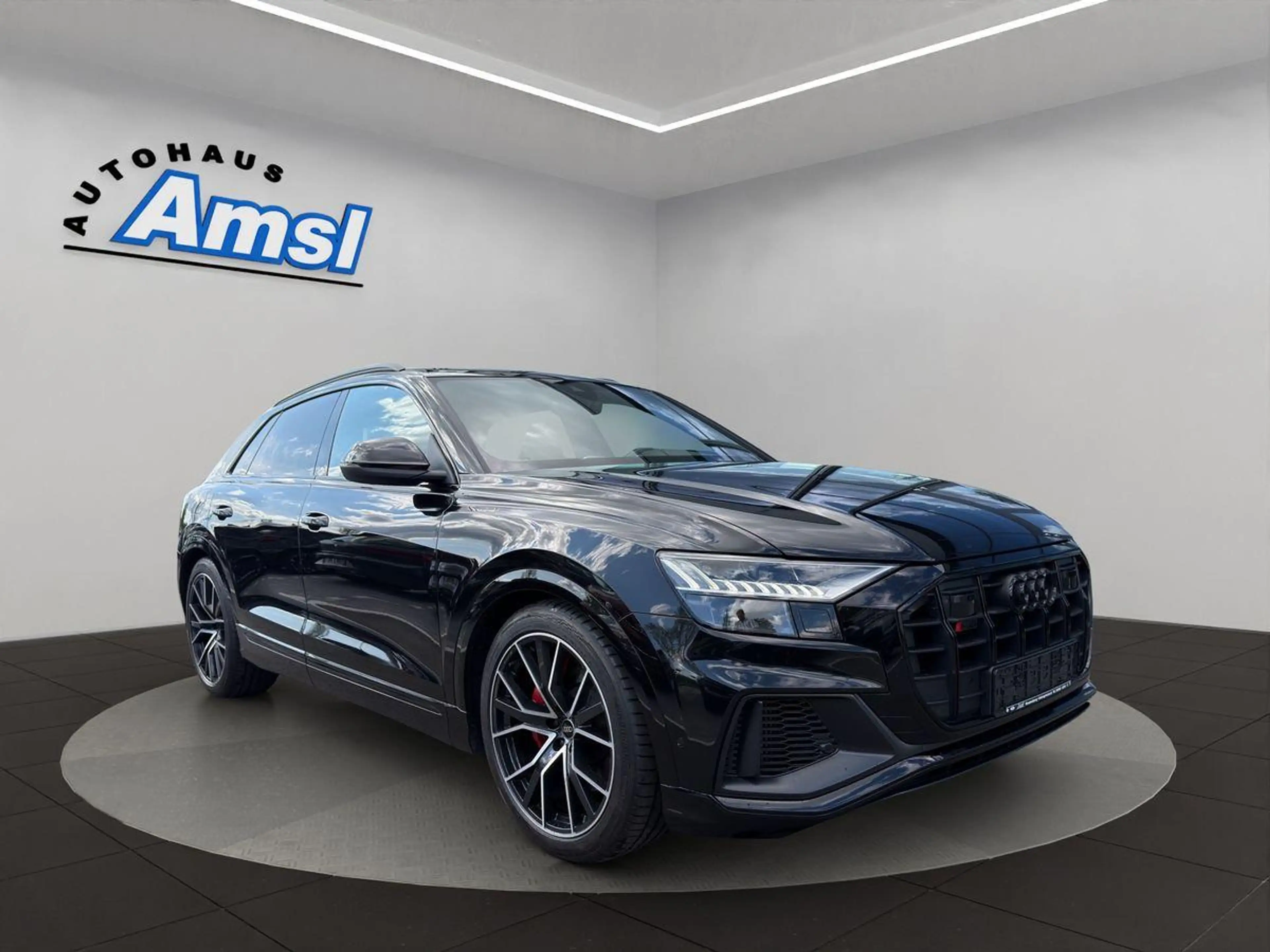 Audi SQ8 4.0 V8 TFSI quattro *AHK*PANO*HUD*Matrix*KAM *360° — photo 7