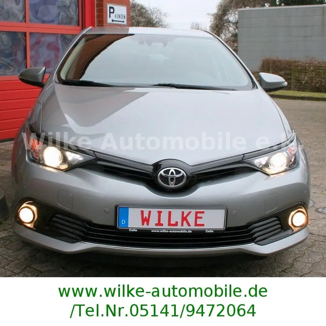 Toyota Auris Team D+Navi+Kamera+DAB+Sitzheizg.+Tempomat Grau - 2
