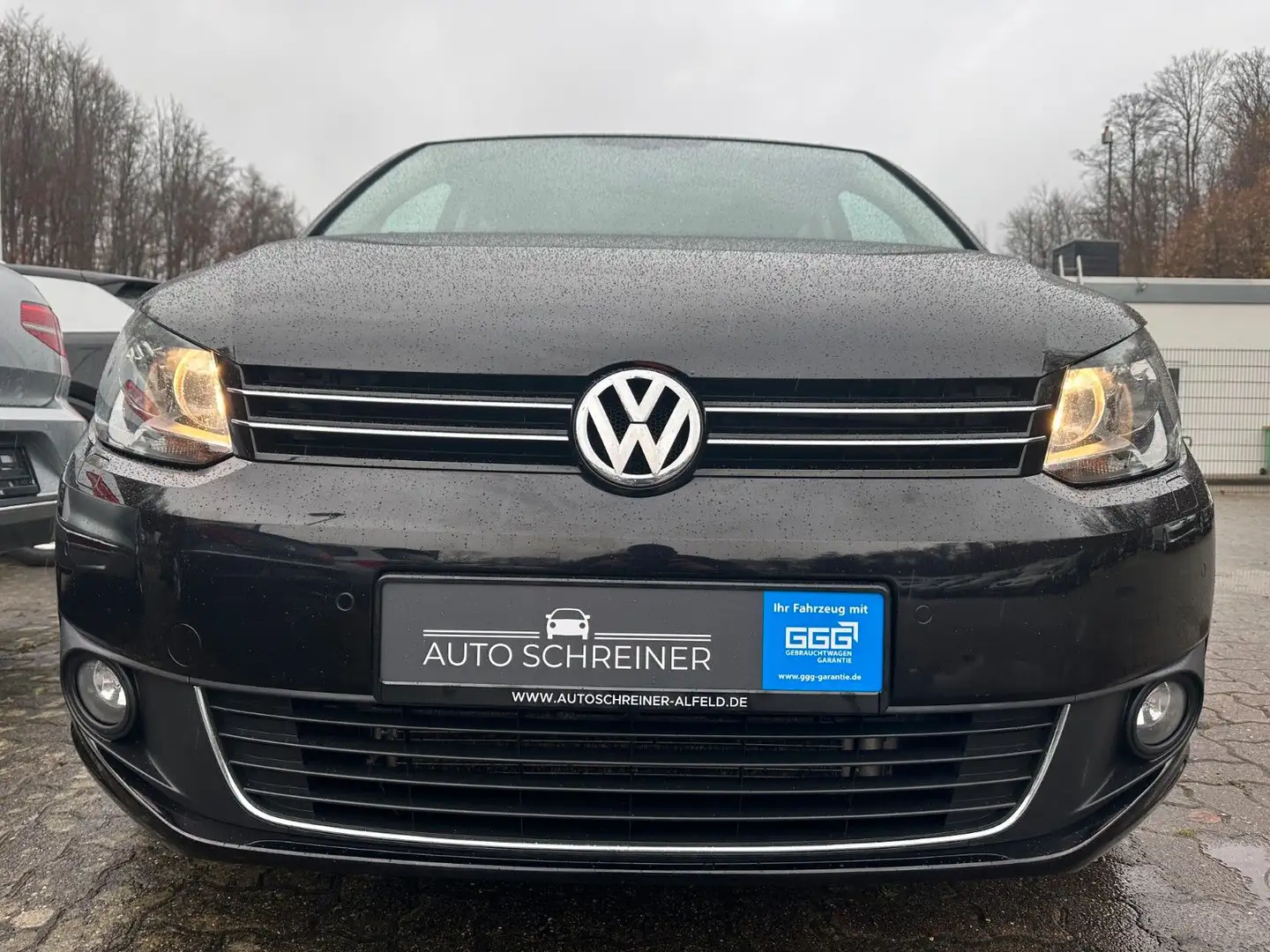 Volkswagen Touran Life 1. HAND 7SITZE PANO TEMPOMAT PDC SHZ Schwarz - 2