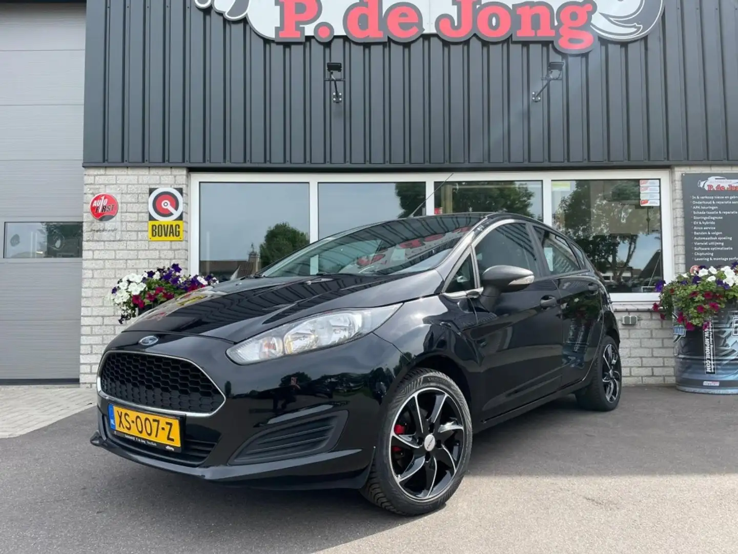 Ford Fiesta 1.25 Sportvelg, Spoiler, Dab+, Bluetooth, airco, D Nero - 2
