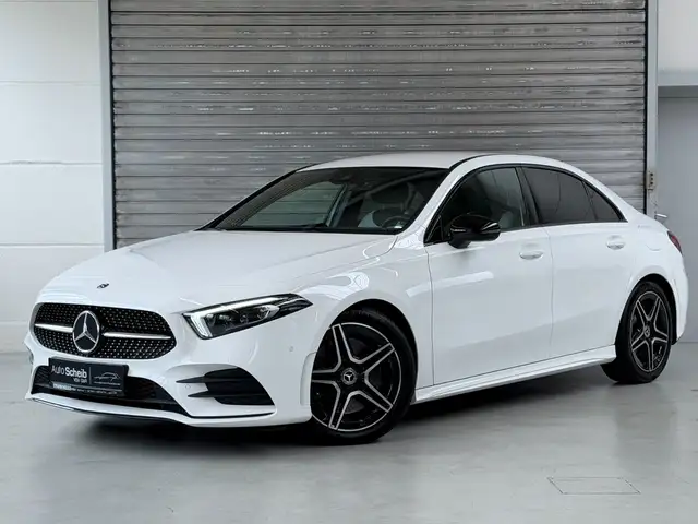 Mercedes-Benz A 250 Limousine*AMG Line*Widescreen*Burmester*
