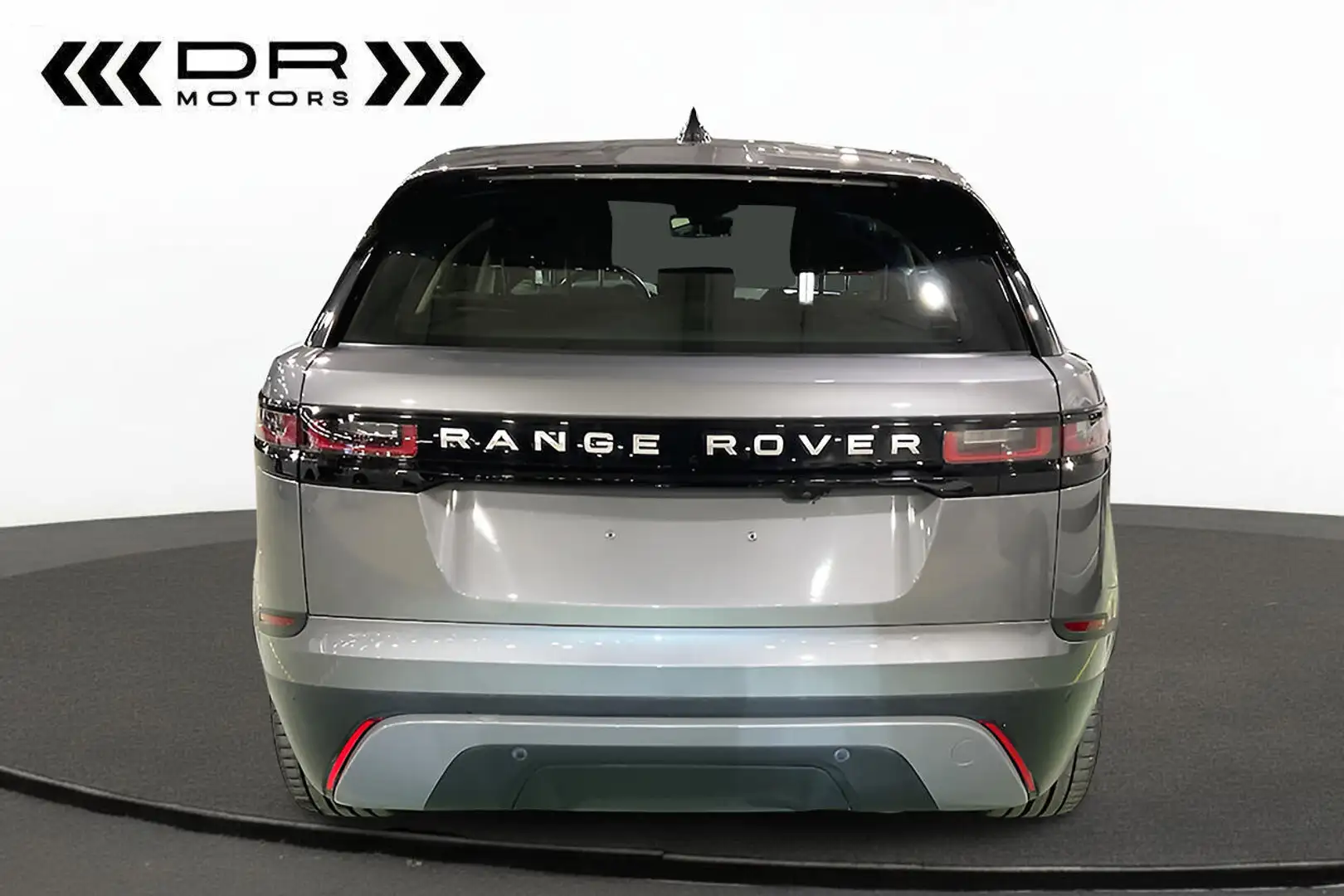 Land Rover Range Rover Velar 2.0 TURBO S - LEDER - NAVI Šedá - 2