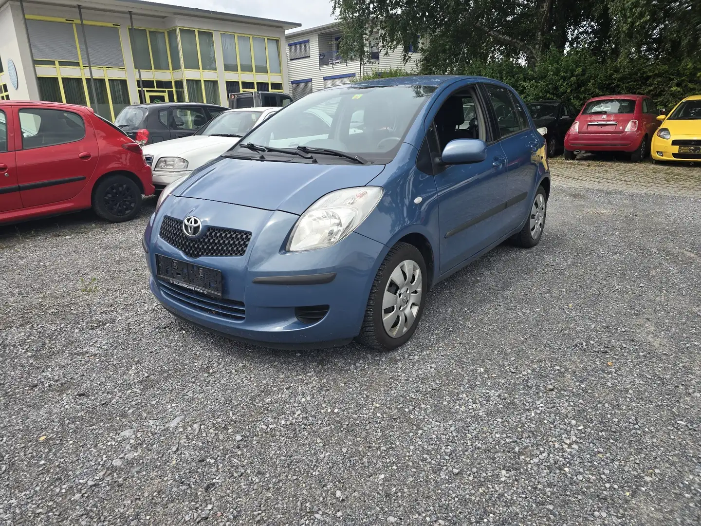 Toyota Yaris 1,3 mit Klima Nero - 1