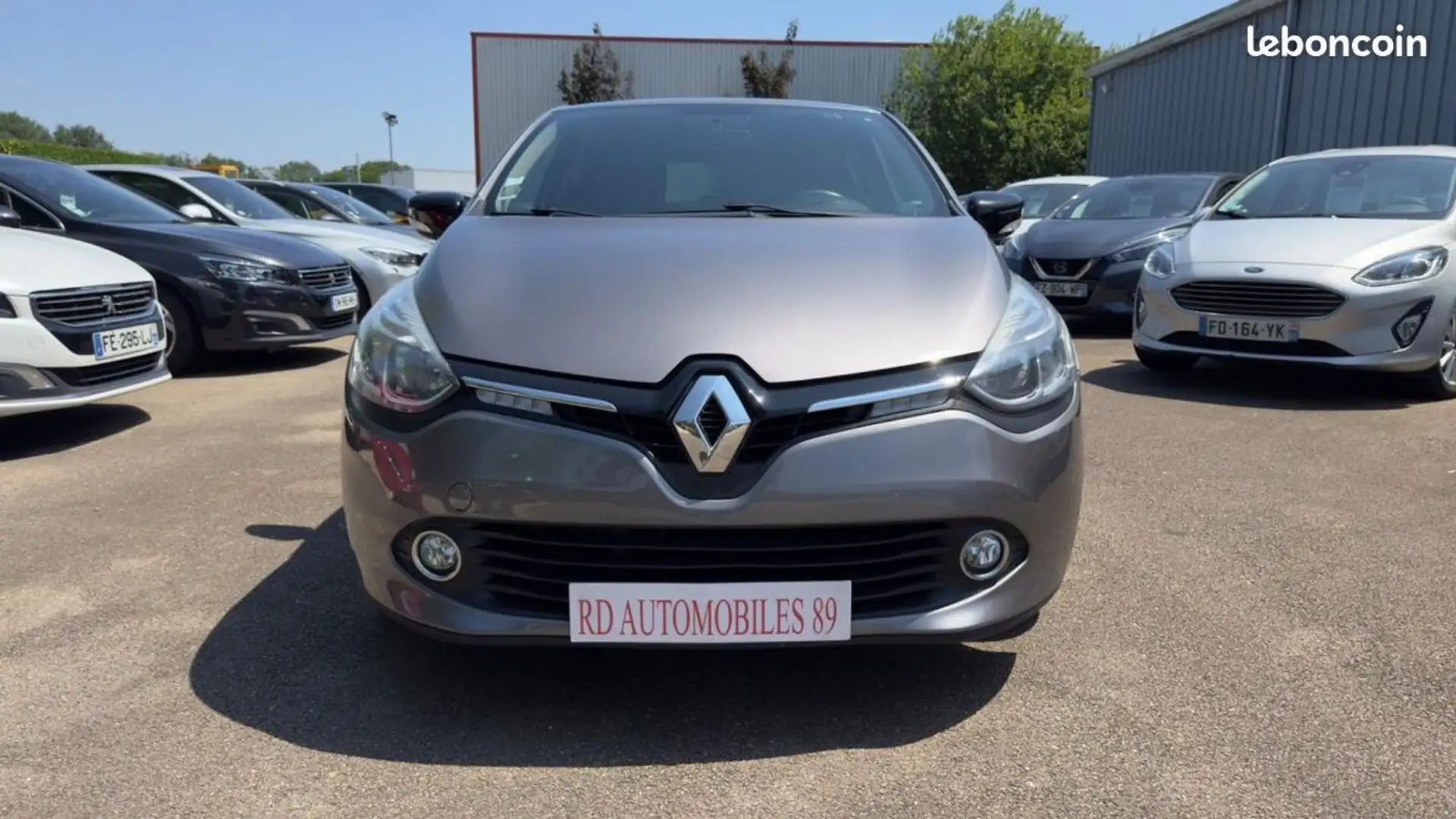 Renault Clio IV 1.5 DCI 90 CH Limited Gris - 2