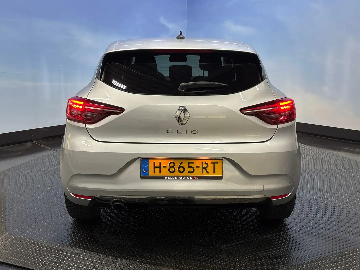 Renault Clio 1.0 TCe Zen Airco, Navi, Cruise Controle Grau - 2