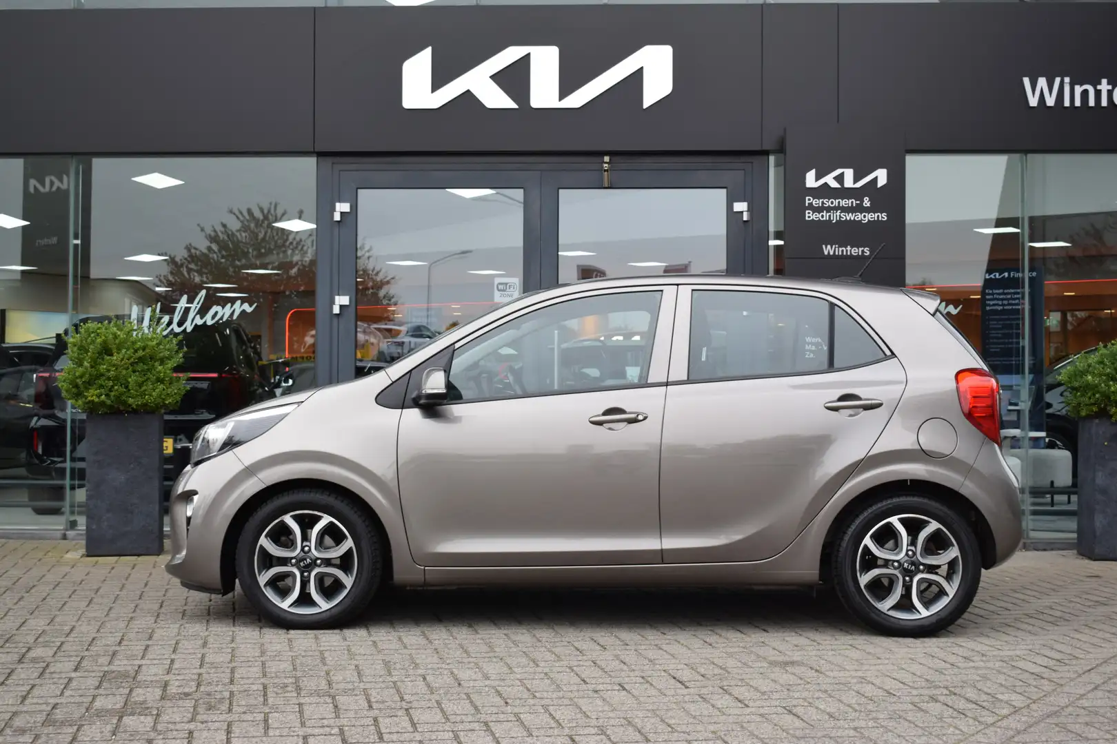 Kia Picanto 1.0i-12V ISG First Edition 5-Drs | Climate Control Gris - 2