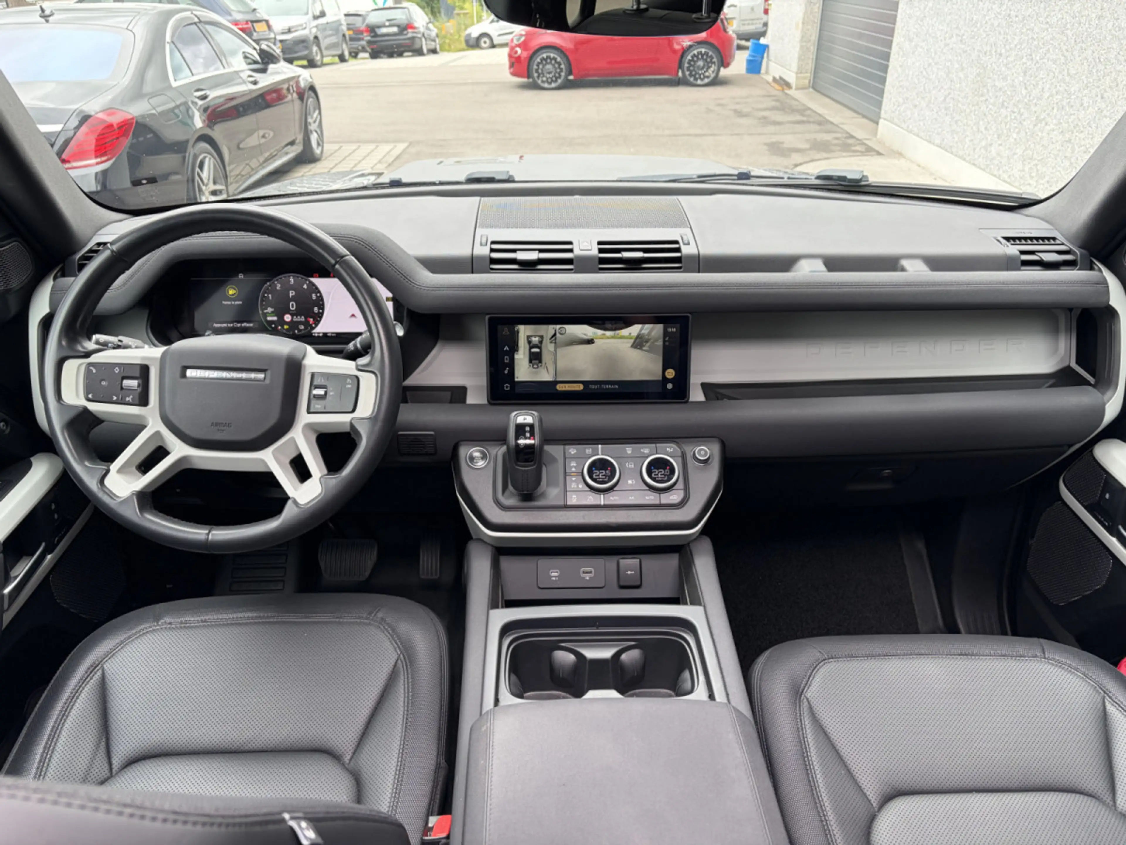 Land Rover Defender Defender 110 P300 Hybrid X-Dynamic SE/CARPATHIAN — photo 9