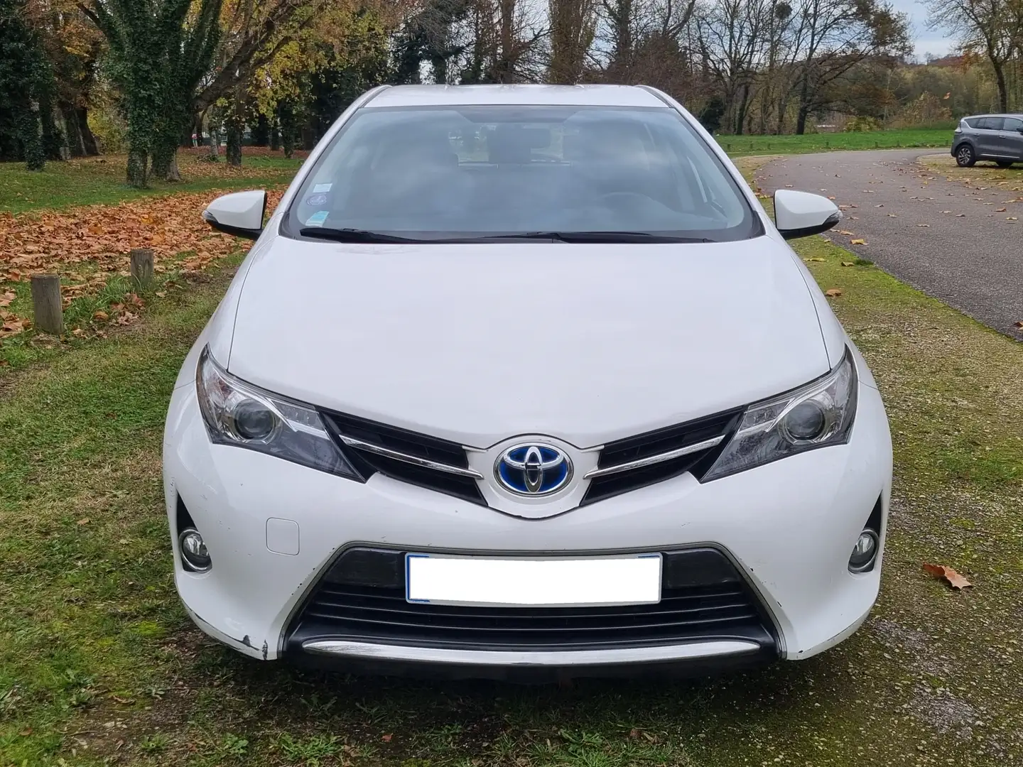 Toyota Auris 1.8 HSD 136H BUSINESS 15 5P Blanc - 2