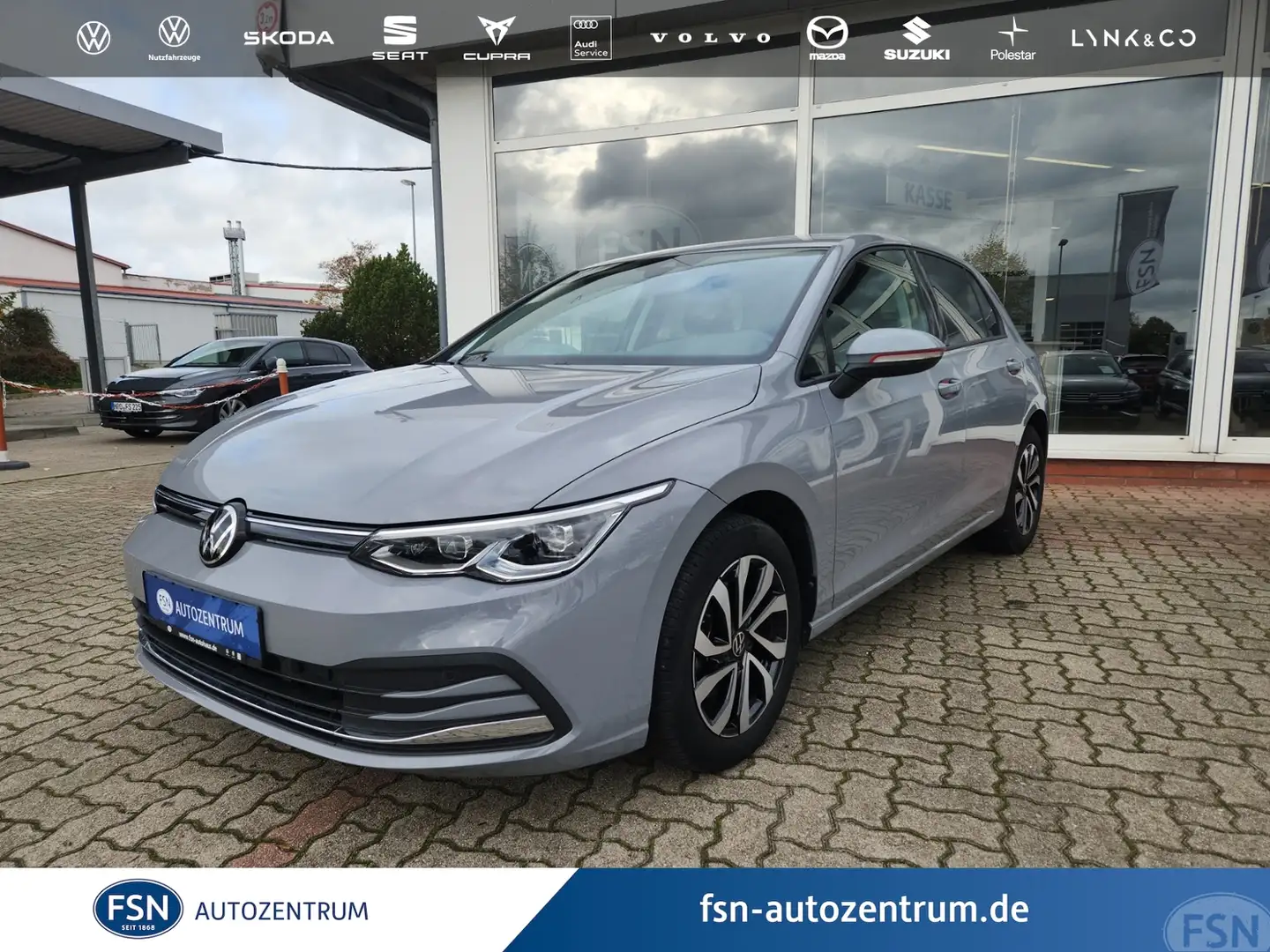 Volkswagen Golf VIII 2.0 TDI DSG LEDPlus Clima Navi PDC Grau - 1