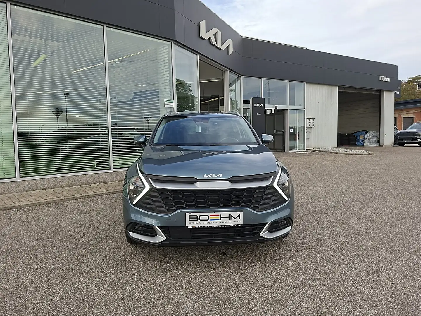 Kia Sportage 1,6 TGDI PHEV AWD Silber Aut. **mit ANHÄNGEVORR... - 2