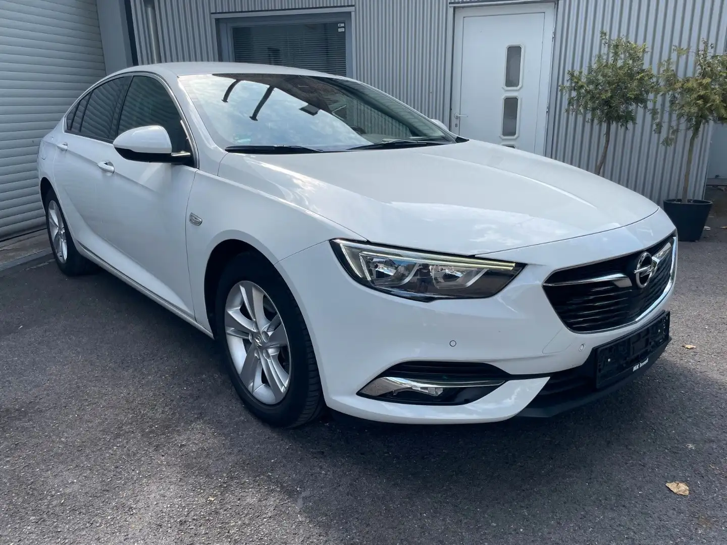 Opel Insignia B Grand Sport Business Edition ACC Navi Blanc - 1