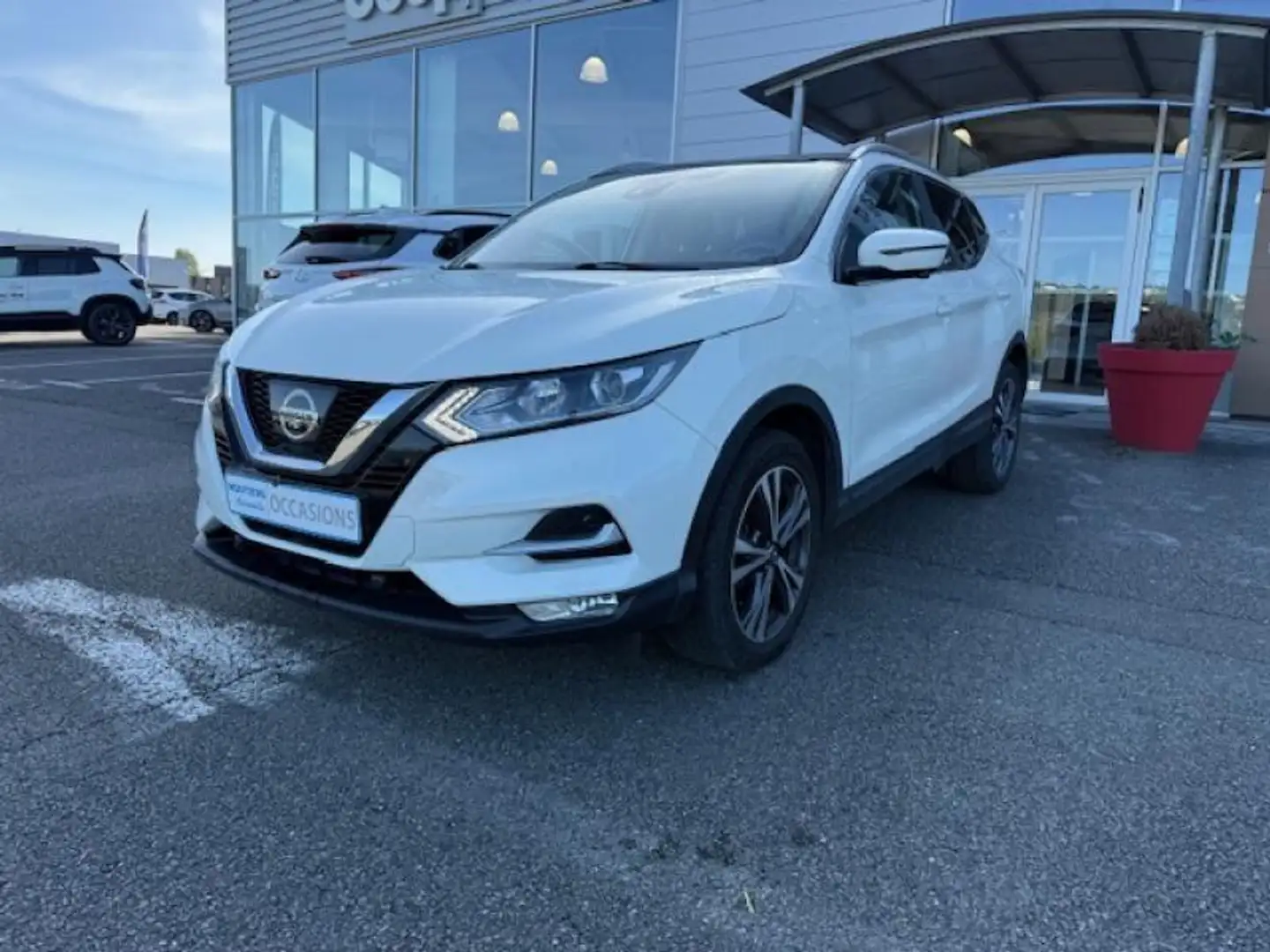 Nissan Qashqai 1.2 DIG-T 115ch N-Connecta Rouge - 1