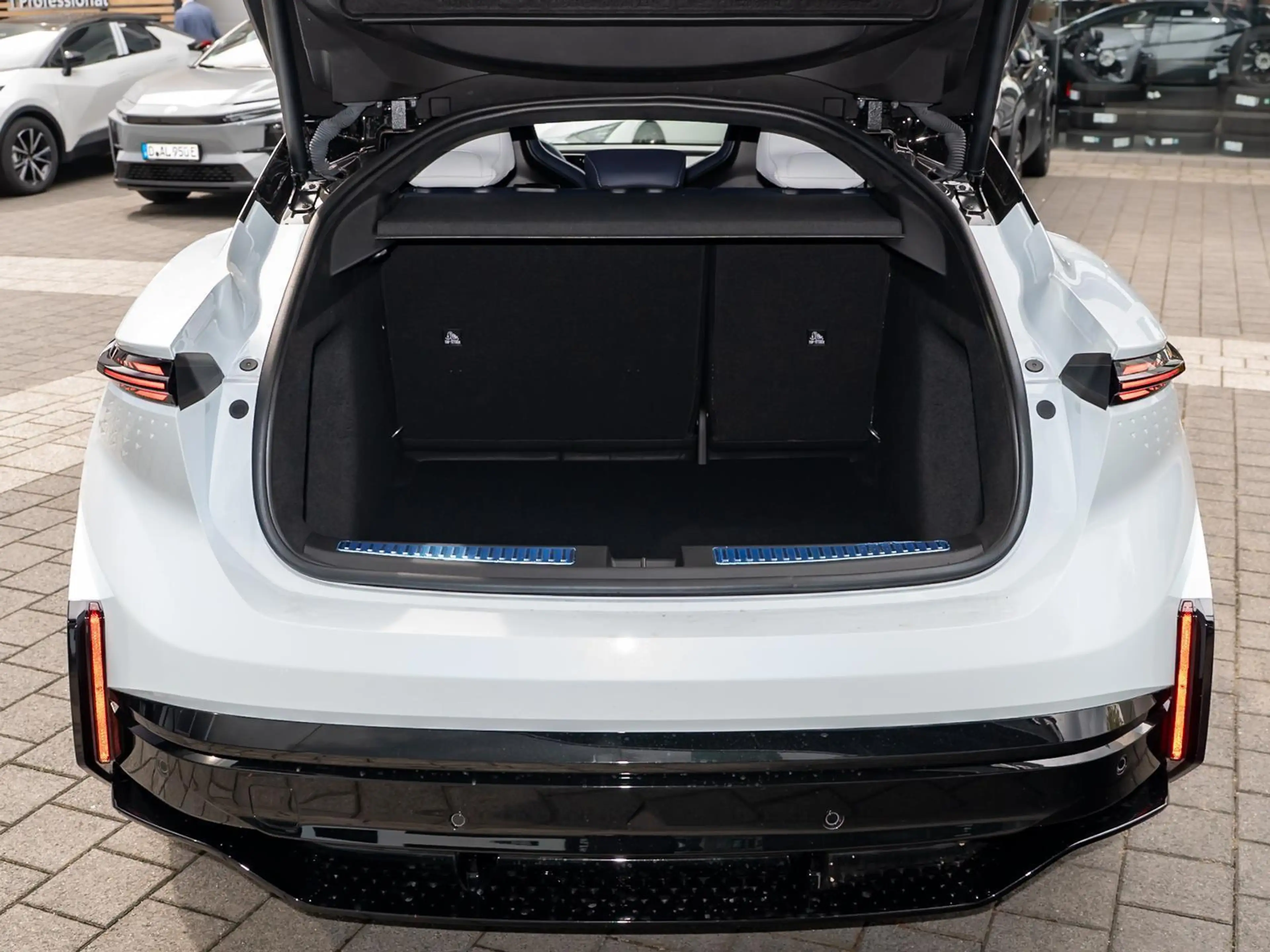 Alpine A390 GT — photo 12