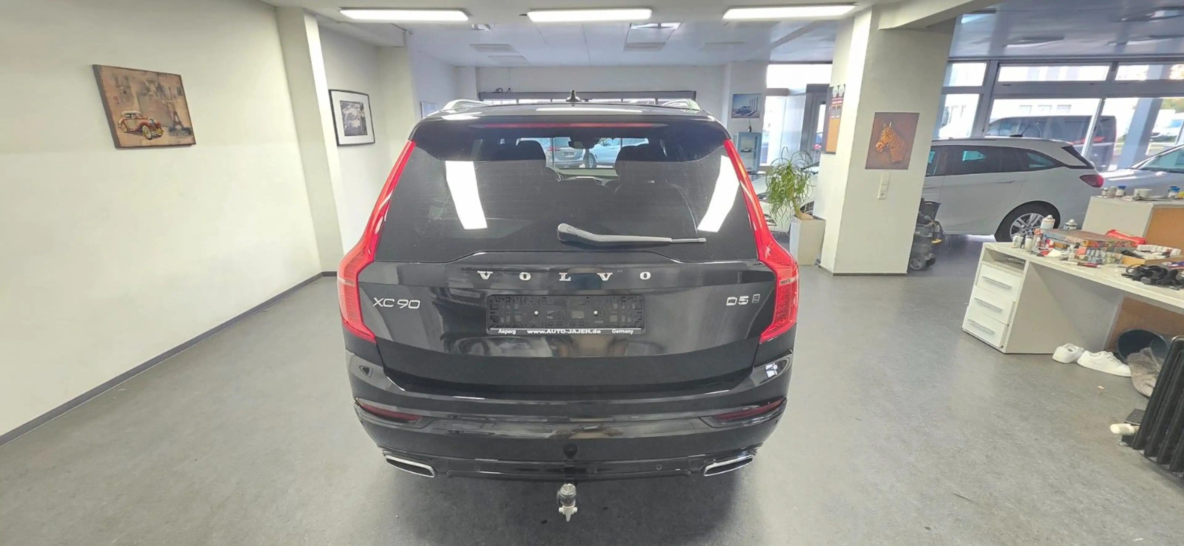 Volvo XC90 D5 AWD R-Design Automatik 85.000 km — photo 7