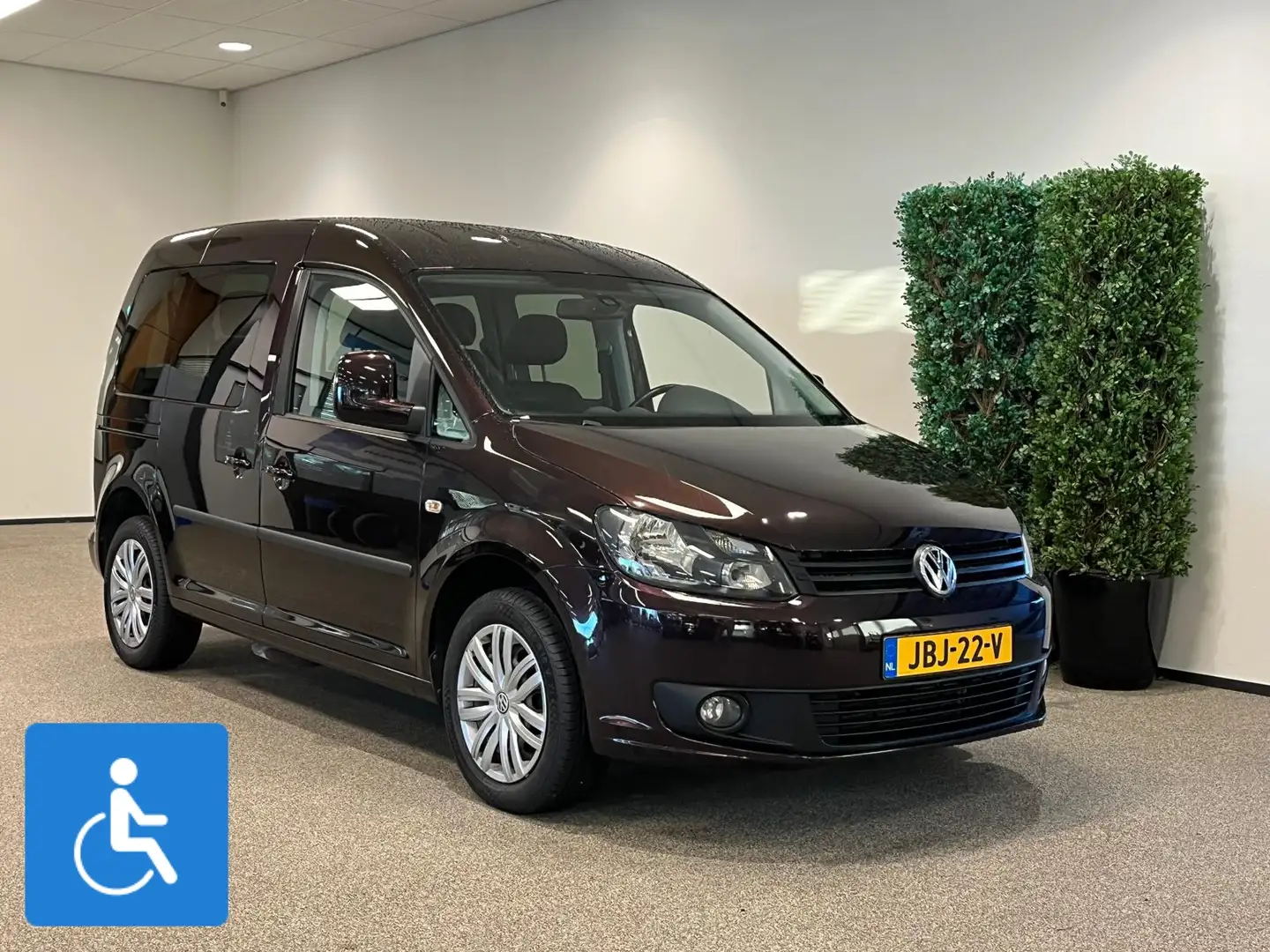 Volkswagen Caddy Rolstoelauto 4+1 incl. lier Burdeos - 1