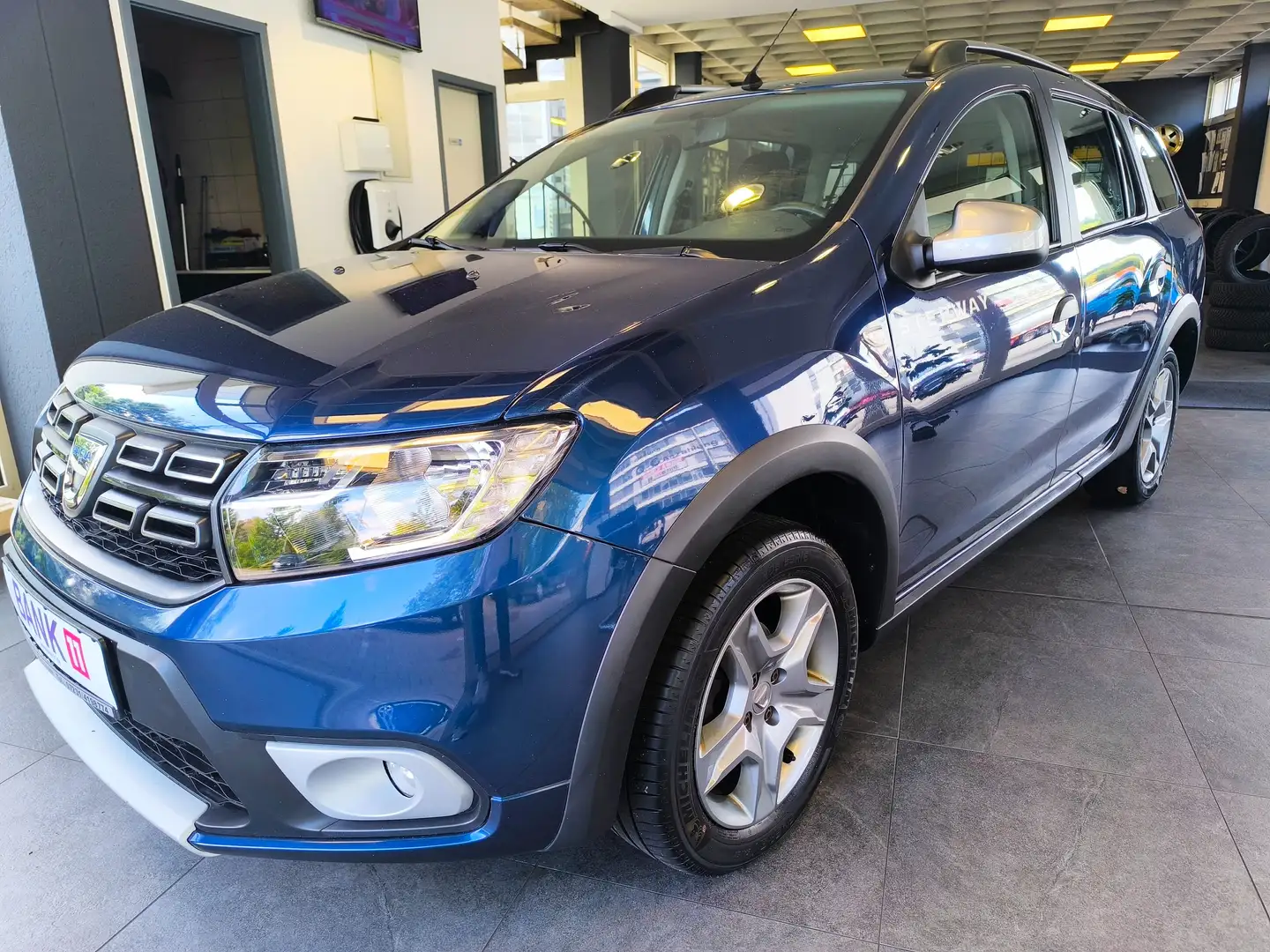 Dacia Logan Stepway/Kamera/Klima/Navi-/PDC. Blau - 1