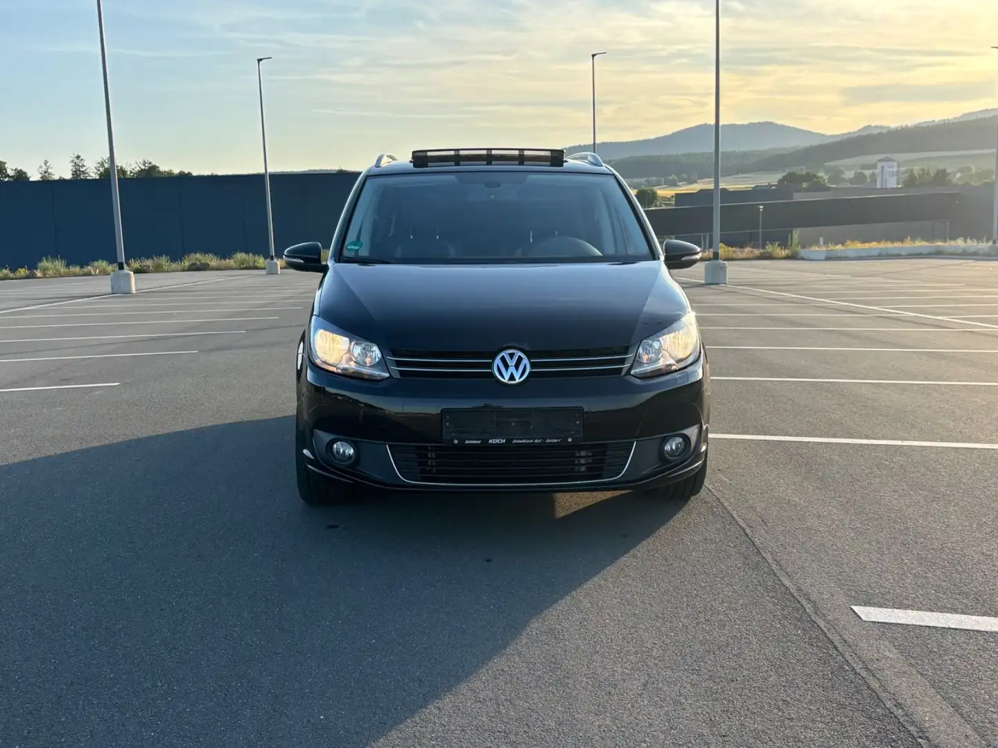 Volkswagen Touran 2.0 TDI DSG Life 7 Sitze AHK ALU Noir - 2