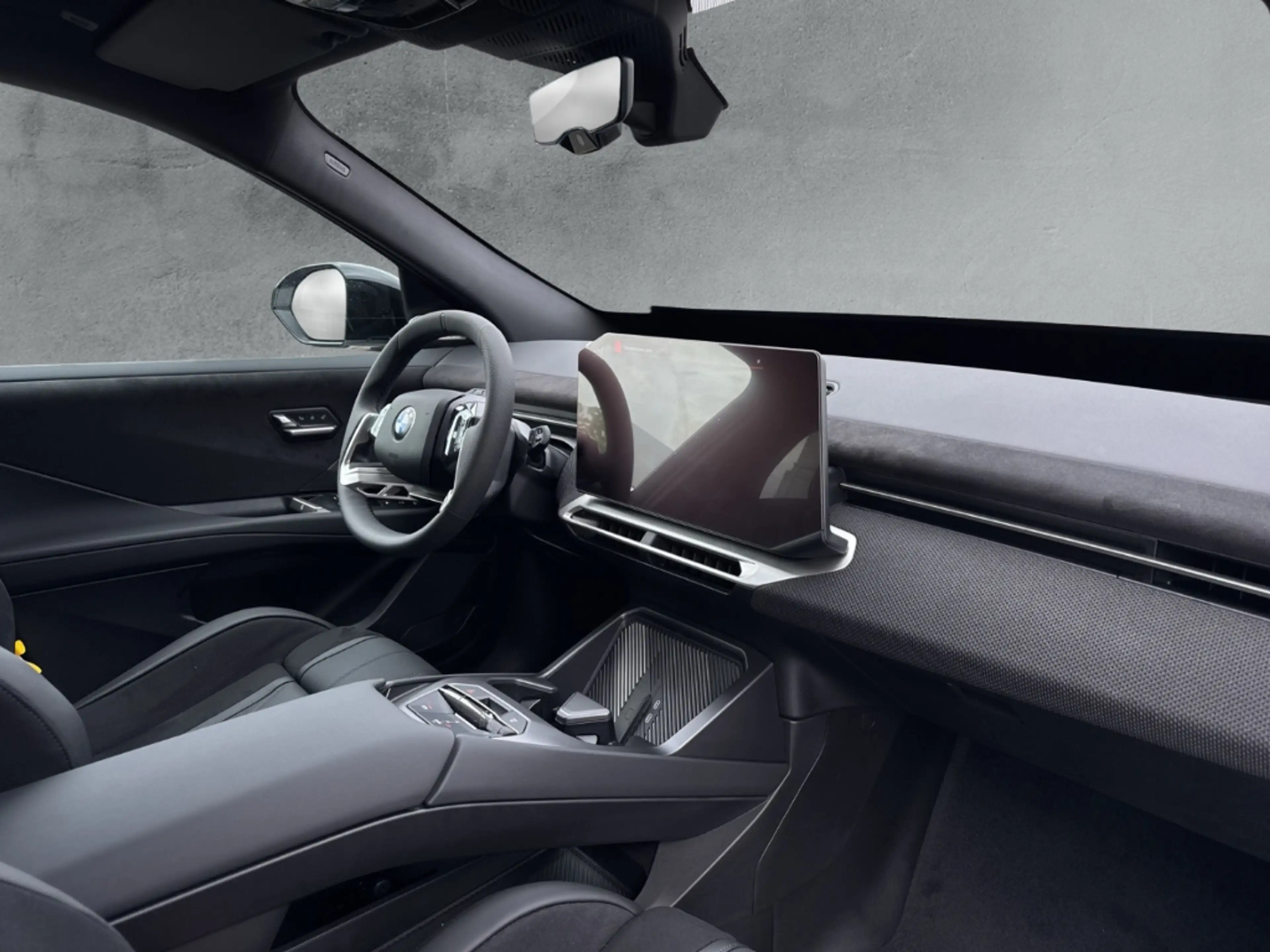 BMW iX3 40 M Sport Pro LMR 22'' HUD AHK Panorama Soundsyst — photo 12